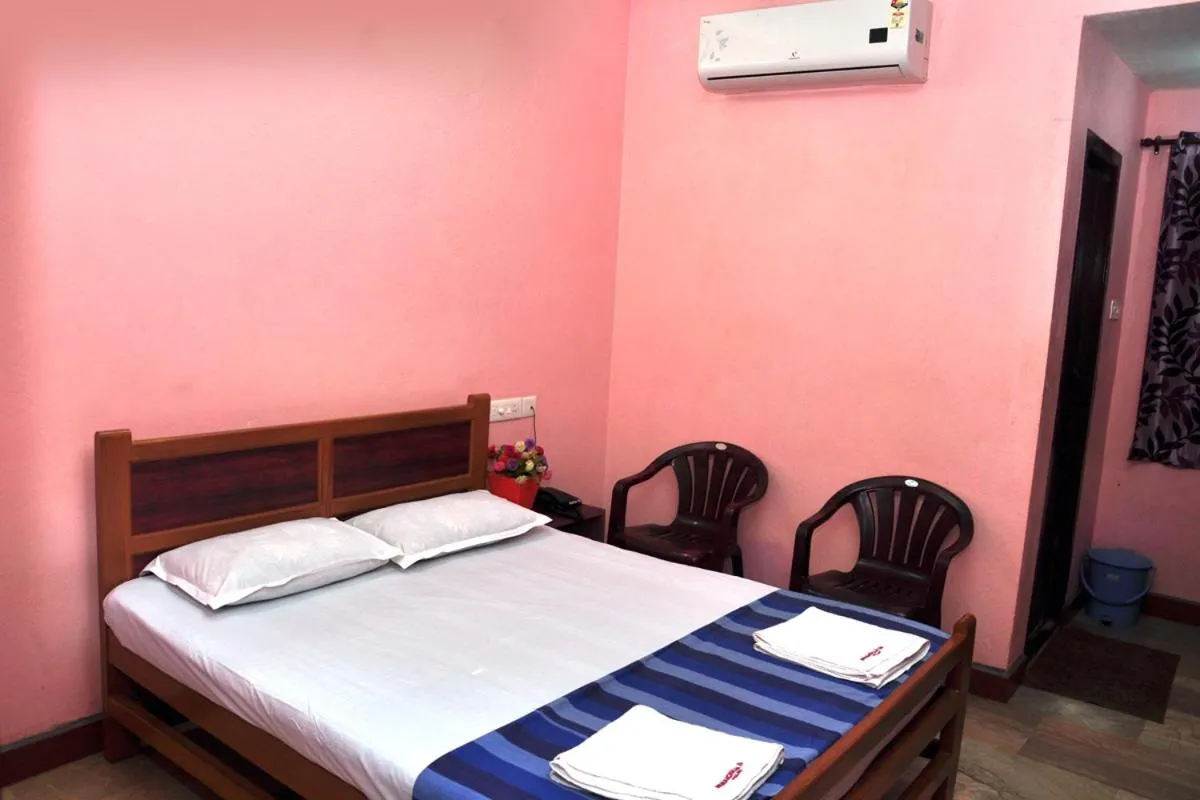 Arunaachalaa Inn