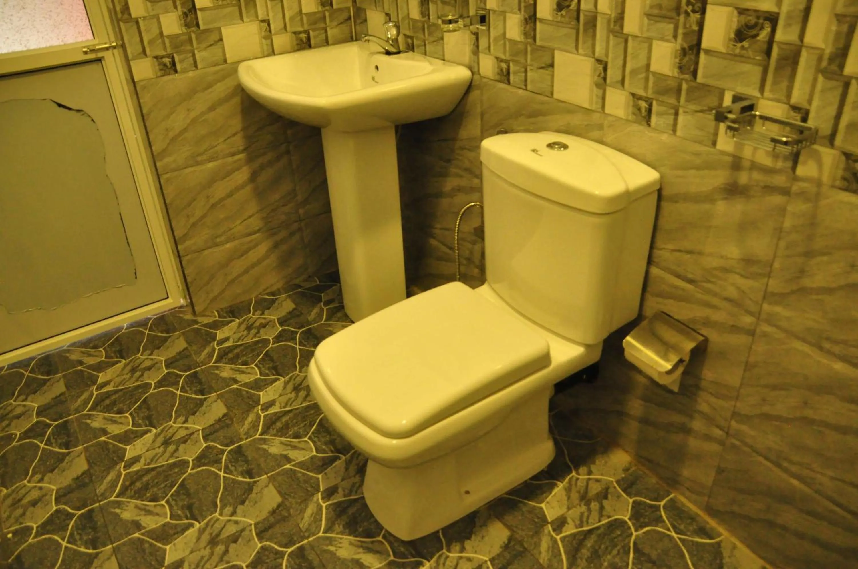 Bathroom in Mama's place Mirissa