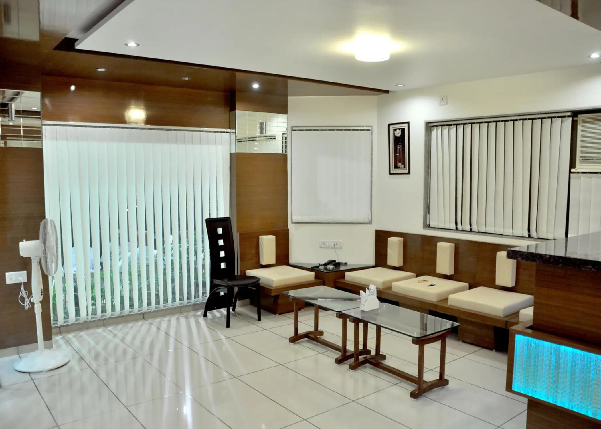 Lobby or reception in Hotel Happiness