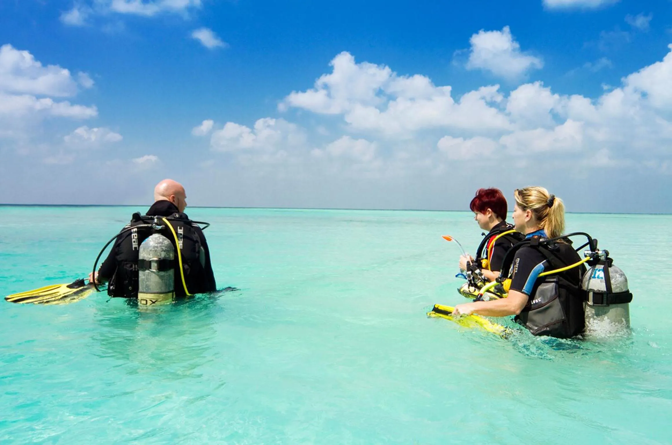 Diving in Embudu Village Maldives
