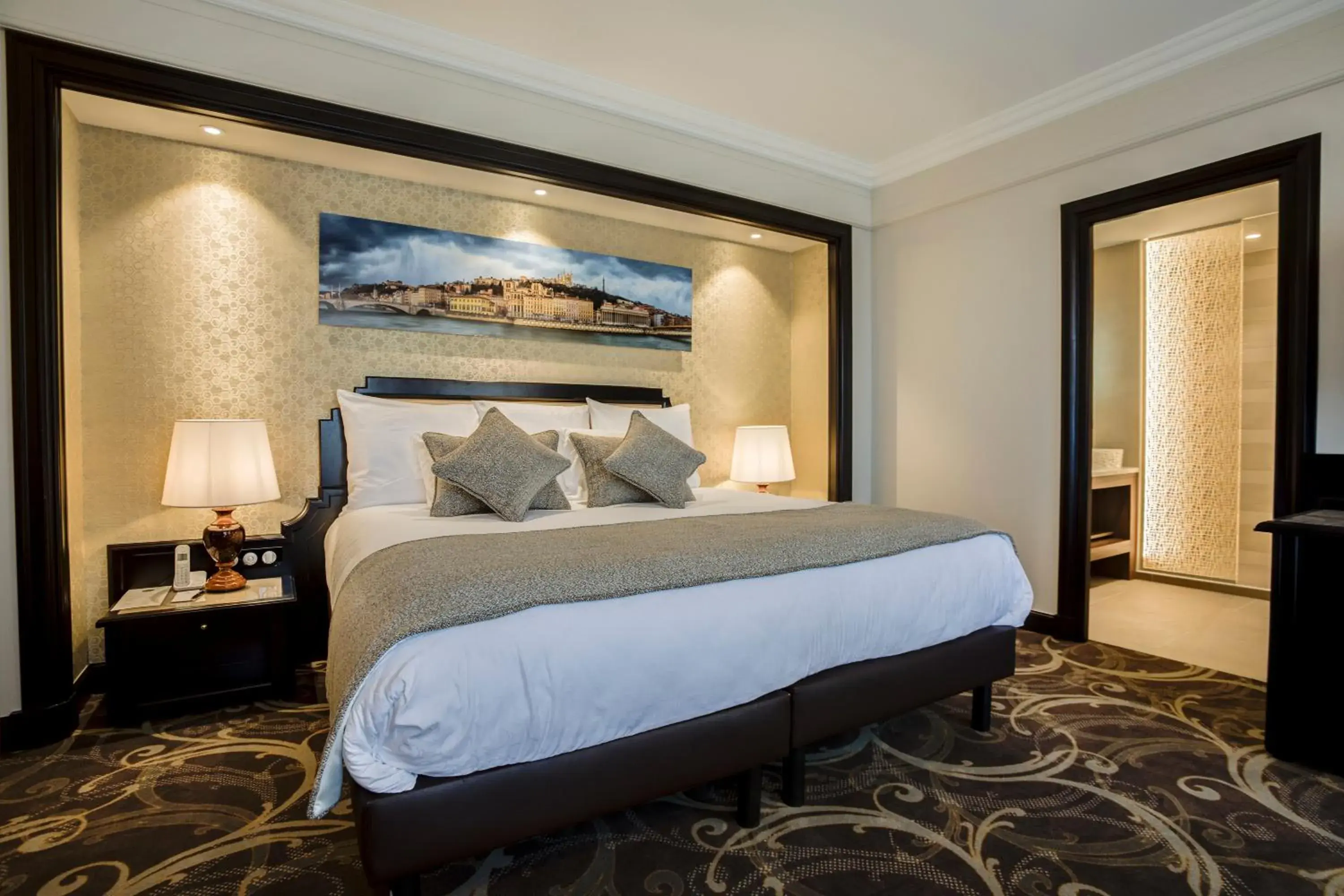 Photo of the whole room, Bed in Villa Florentine, A Beauvallon Hotel Photo of the whole room, Bed in Villa Florentine, A Beauvallon Hotel