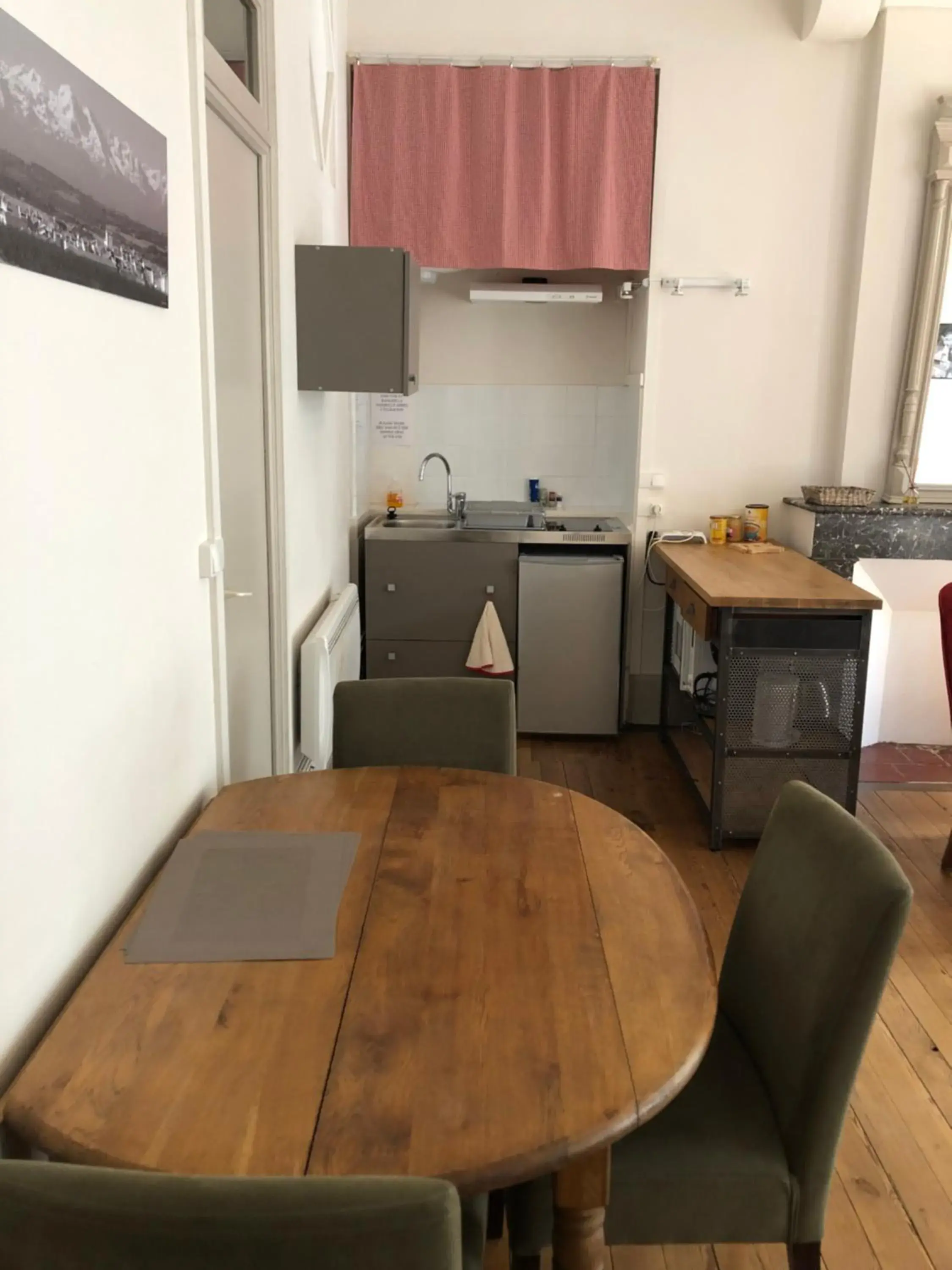 Triple Room with Private Bathroom - single occupancy in A2 PAS Triple Room with Private Bathroom - single occupancy in A2 PAS