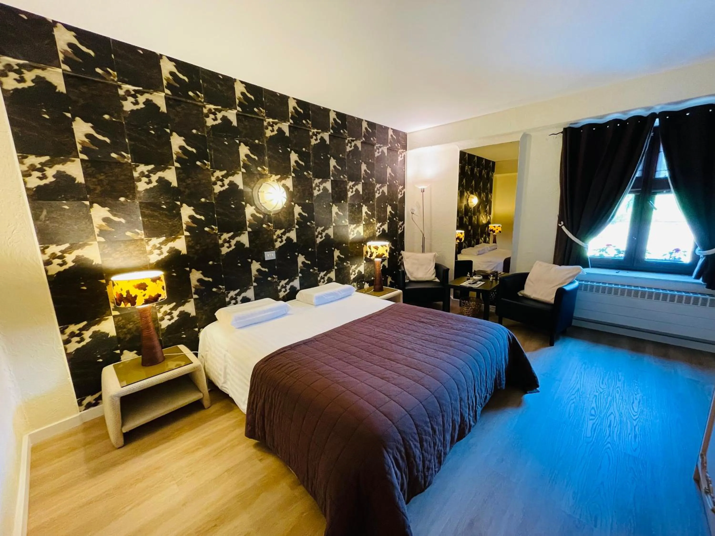 Bed in Hostellerie Sainte-Cécile