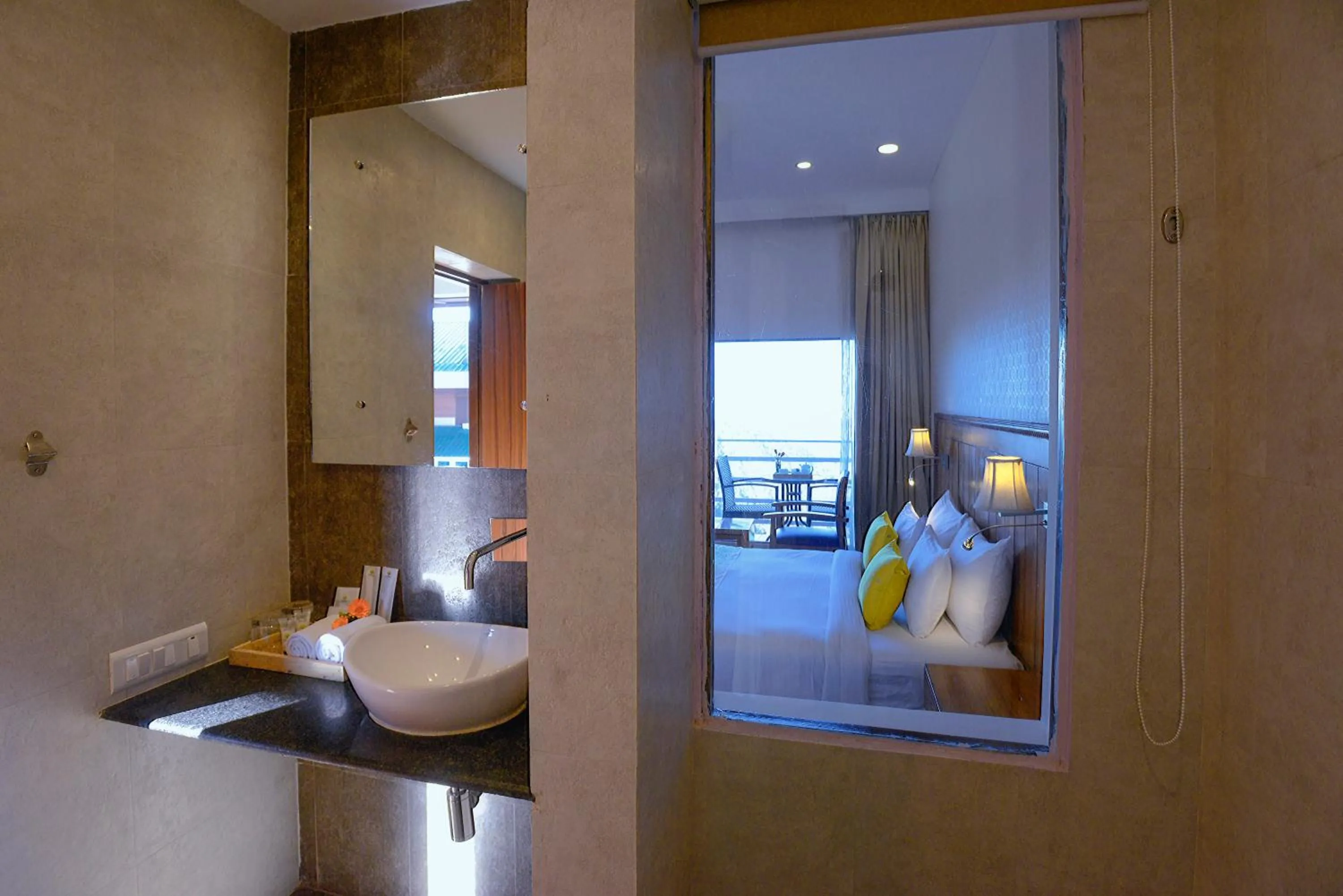 Bathroom in TreeHouse Chail Villas