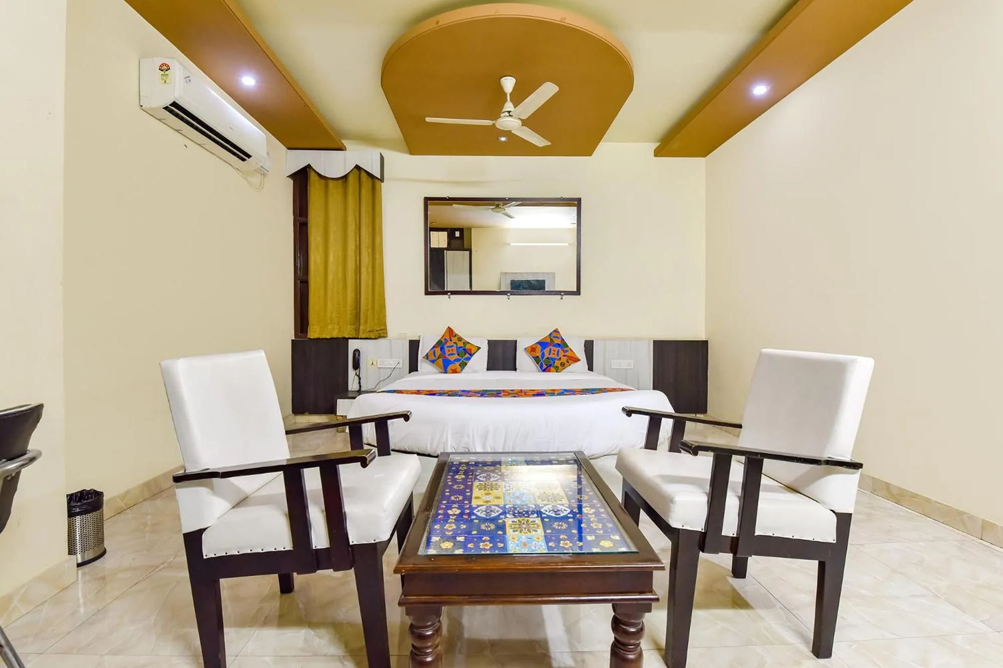 Bed in FabHotel Bikaner Heritage