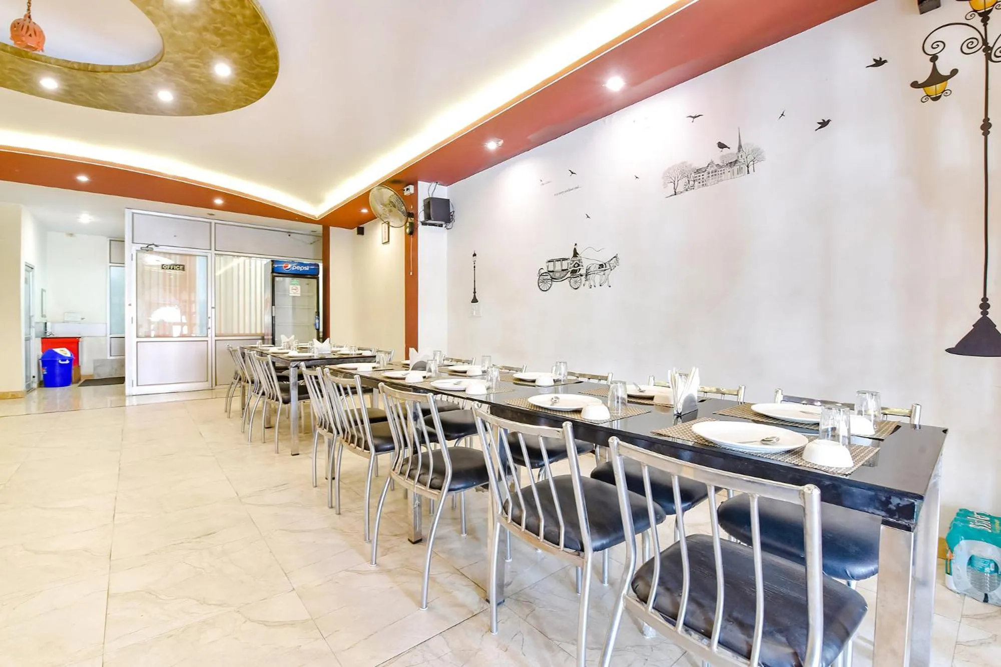 Restaurant/places to eat in FabHotel Bikaner Heritage