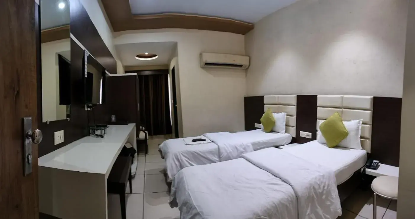 Bed in Hotel Zenith Bed in Hotel Zenith