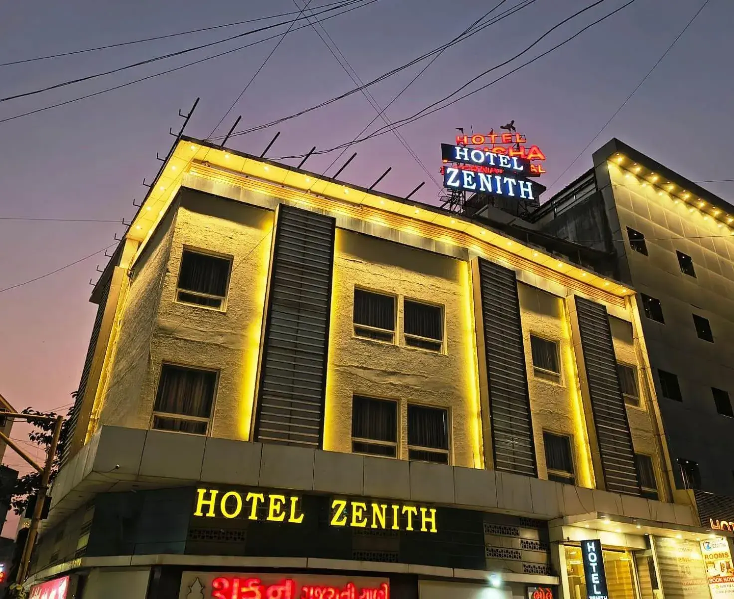 Facade/entrance in Hotel Zenith Facade/entrance in Hotel Zenith