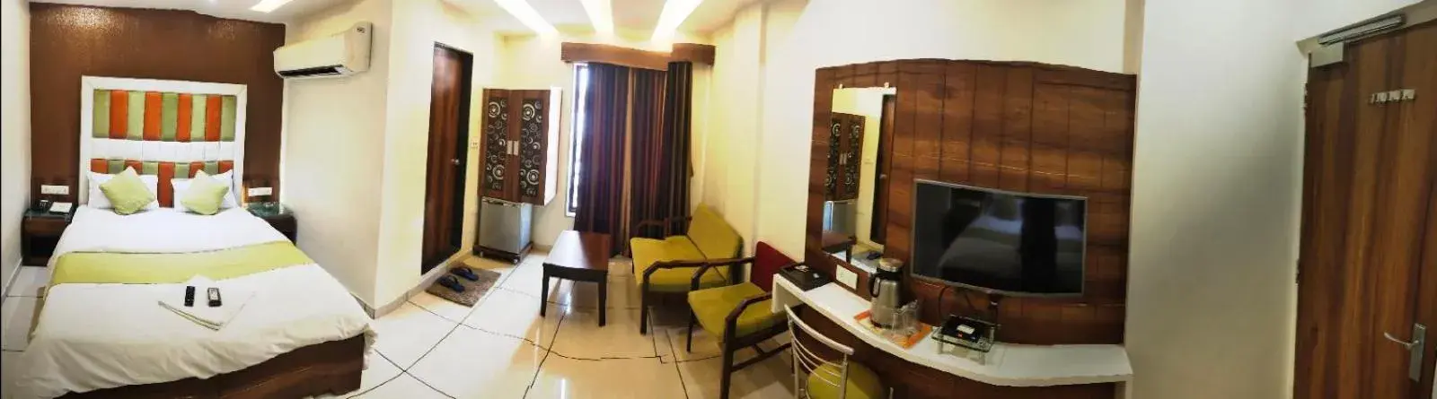 Bedroom, Bed in Hotel Zenith Bedroom, Bed in Hotel Zenith