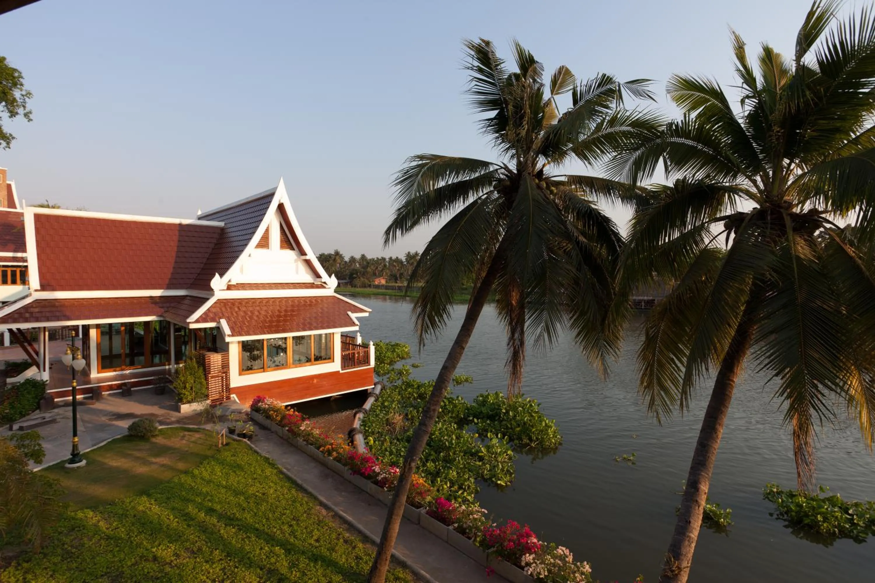 RK Riverside Resort & Spa (Reon Kruewal)