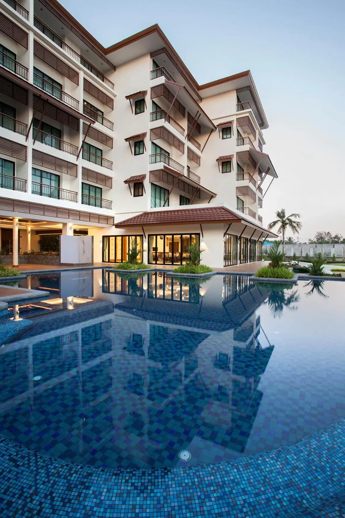 Swimming pool in RK Riverside Resort & Spa (Reon Kruewal) Swimming pool in RK Riverside Resort & Spa (Reon Kruewal)