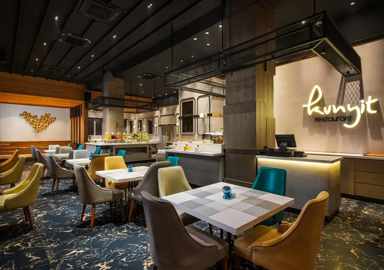 Restaurant/places to eat in PRIME PARK Hotel & Convention Pekanbaru Restaurant/places to eat in PRIME PARK Hotel & Convention Pekanbaru