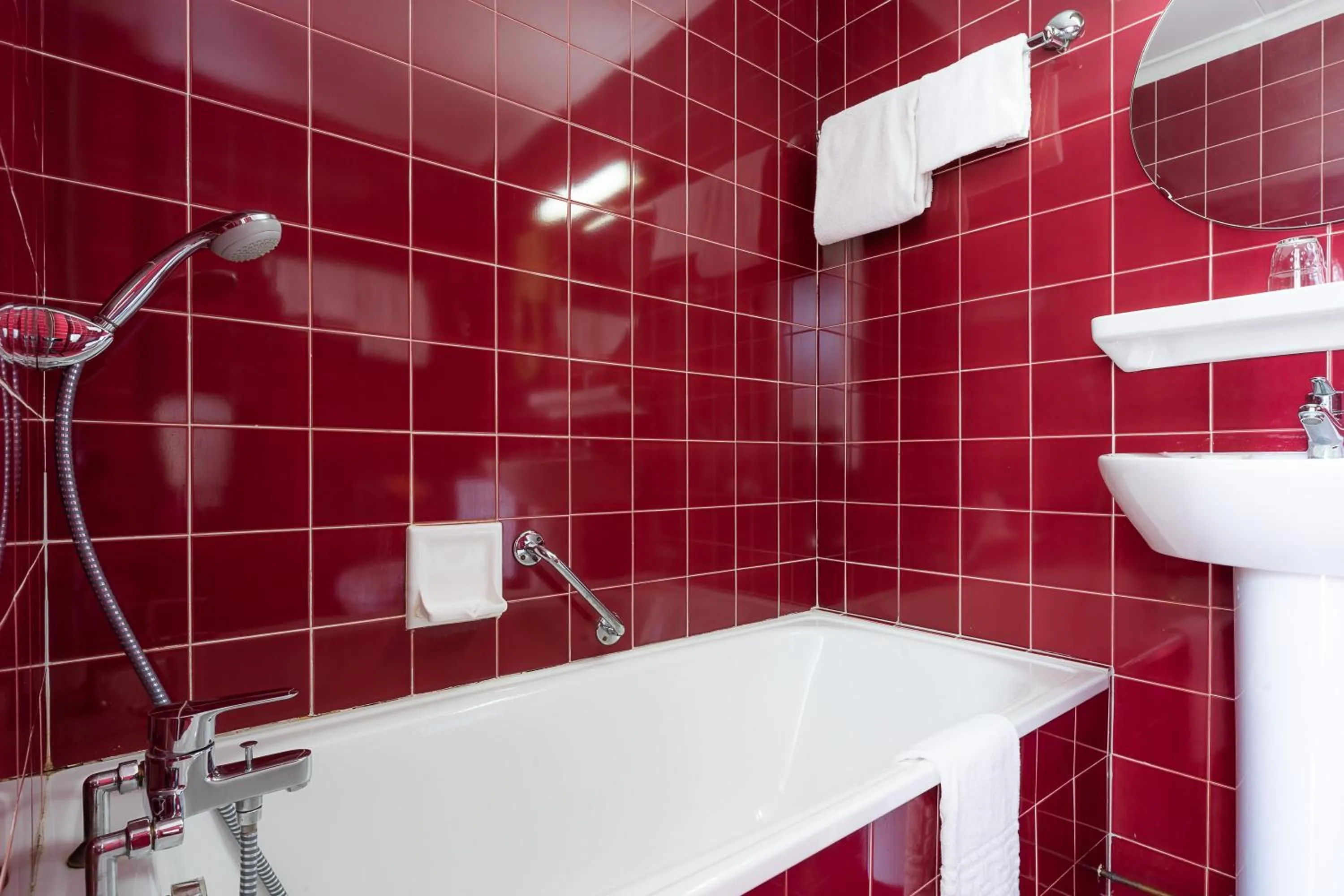 Bathroom in Hôtel du Helder