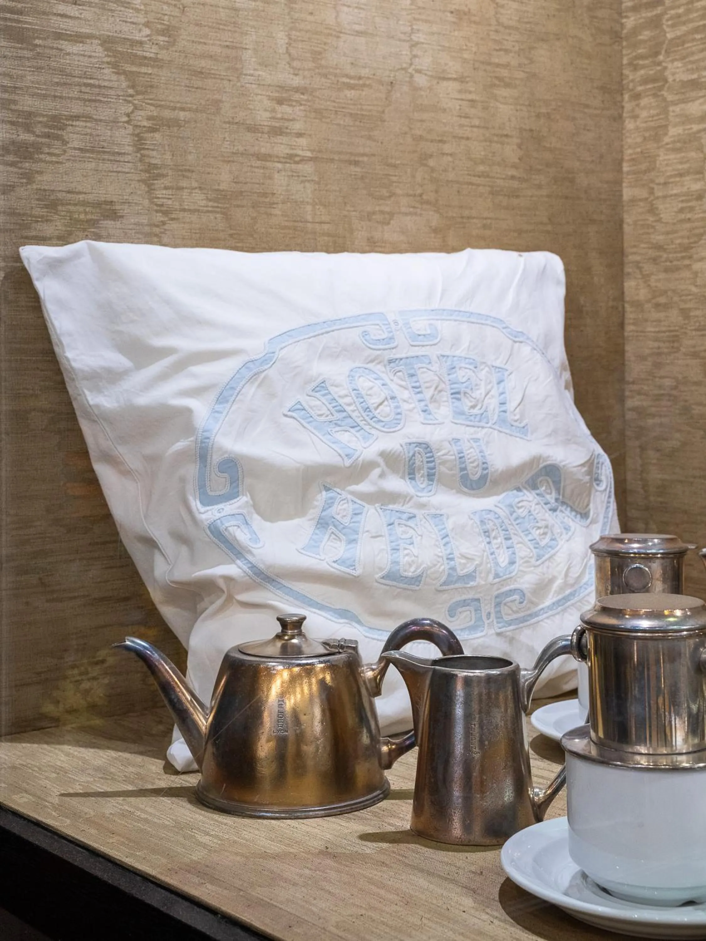 Decorative detail in Hôtel du Helder