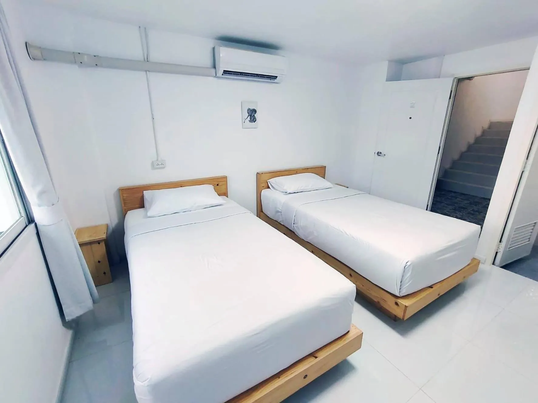Bed in PATRA Agaligotel