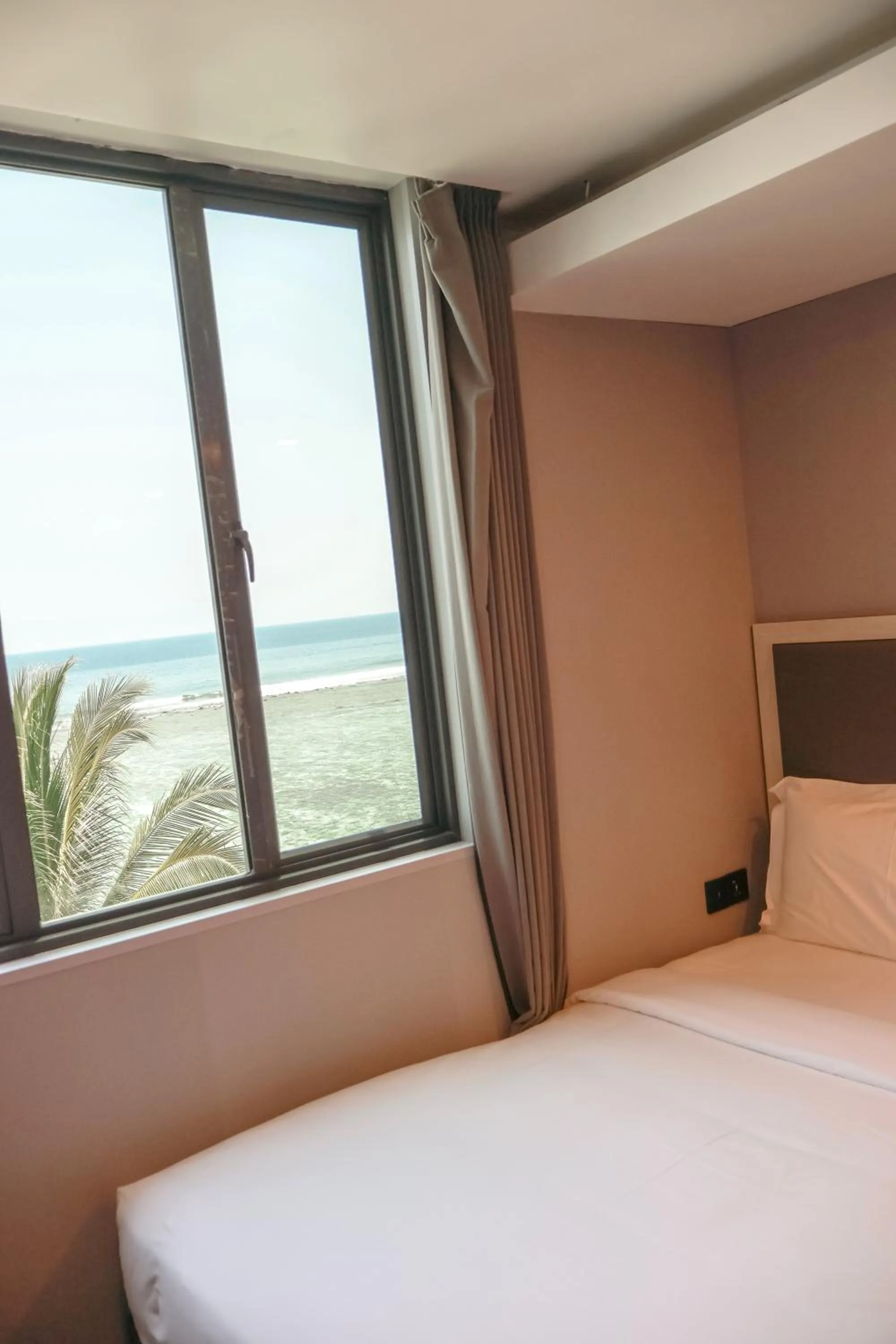 View (from property/room), Bed in Starry Beach Inn