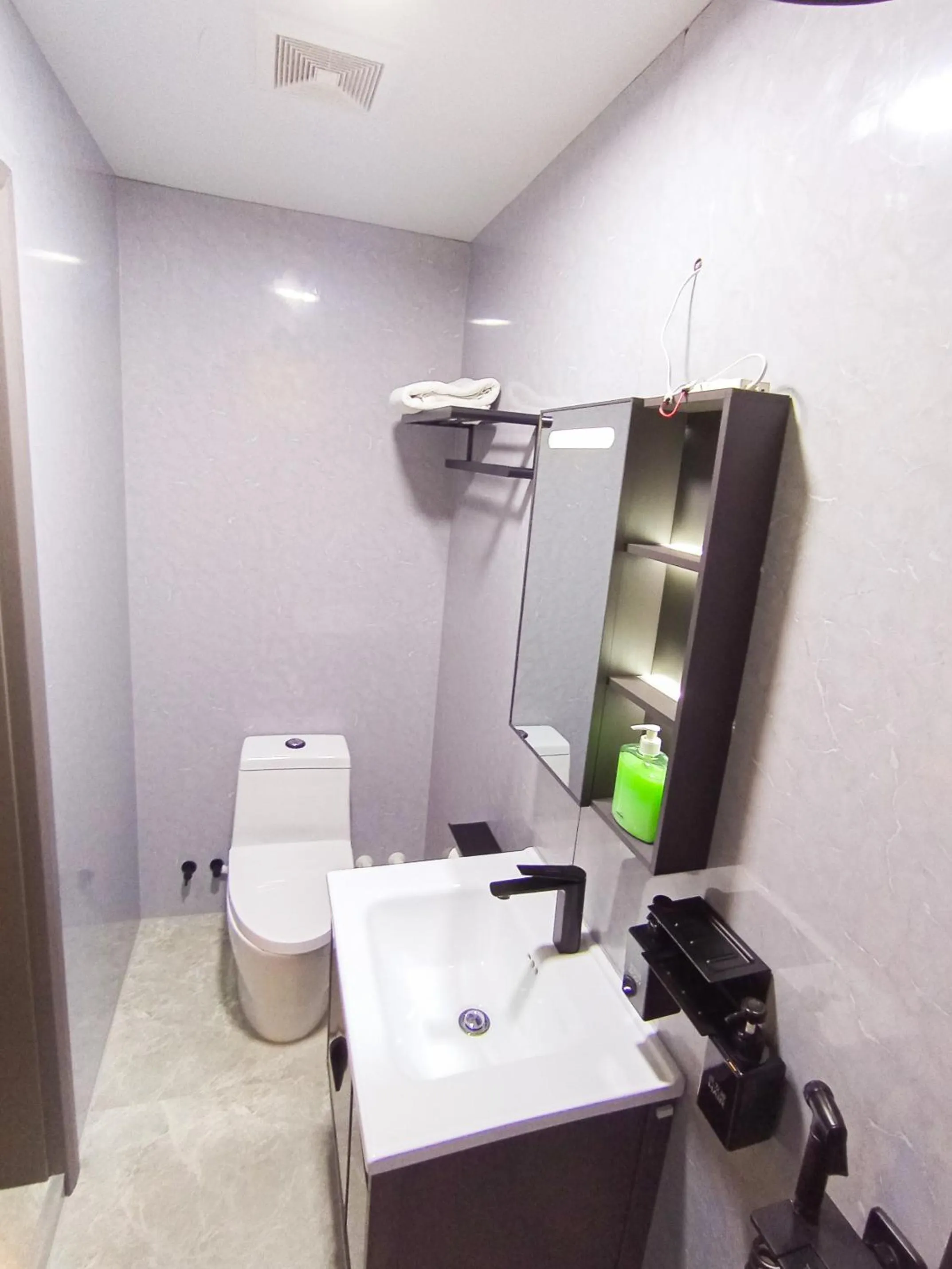 Bathroom in Starry Beach Inn