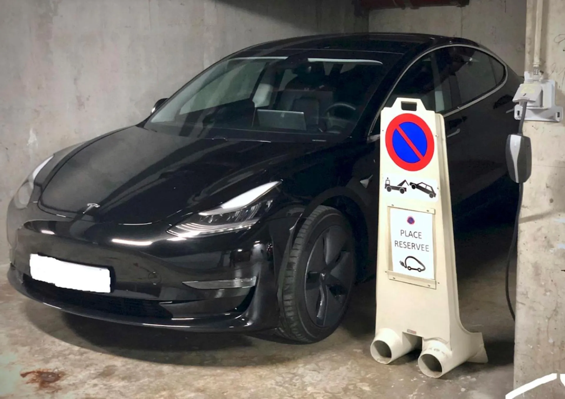 Parking in Hôtel Saphir Lyon