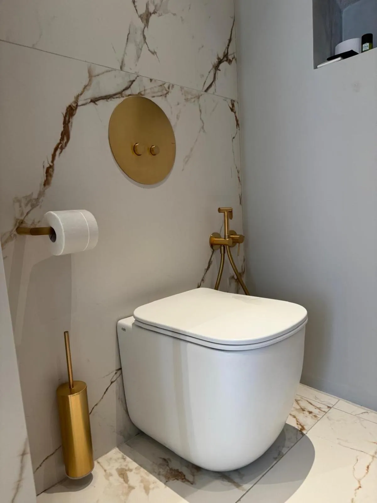 Toilet in La Dolce Vita a Tropea