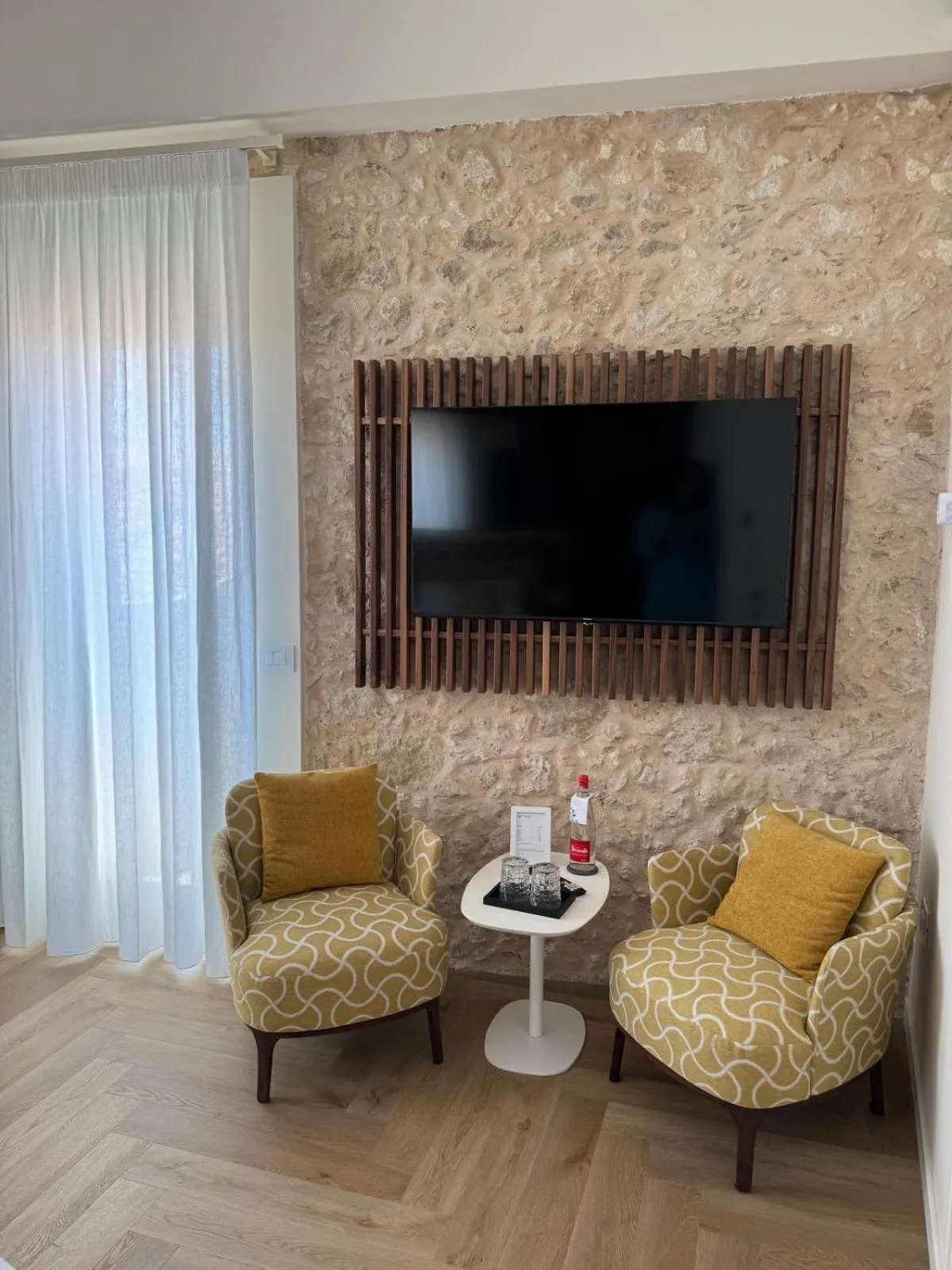 TV and multimedia in La Dolce Vita a Tropea