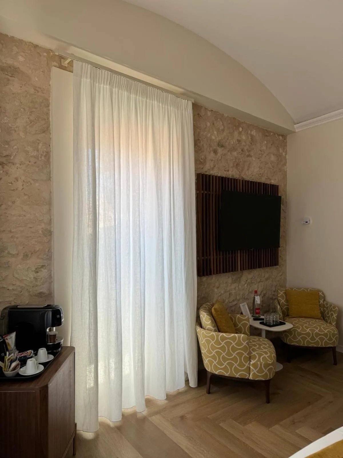 TV and multimedia in La Dolce Vita a Tropea