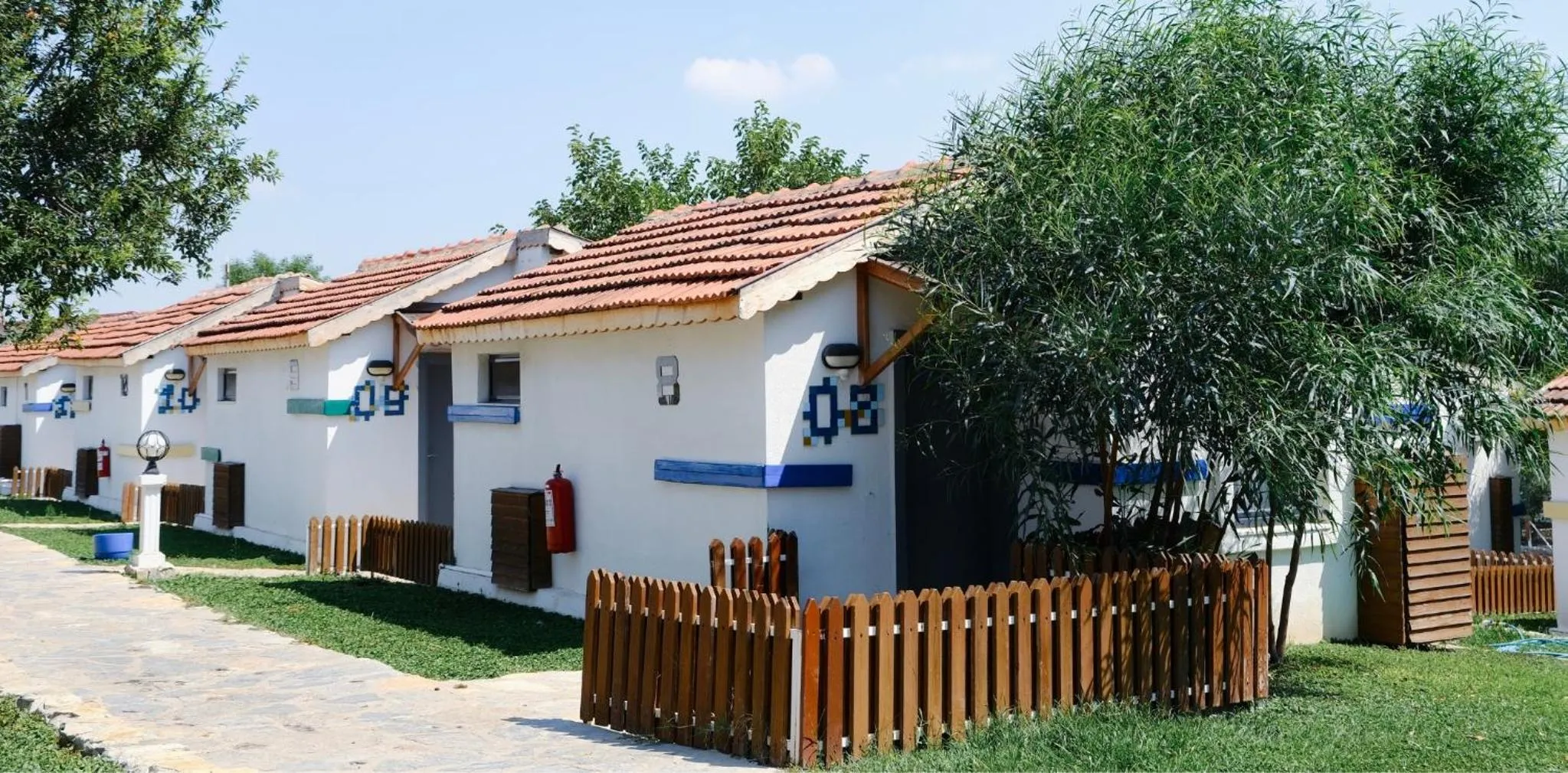 Spring in Maya Bistro Hotel & Beach