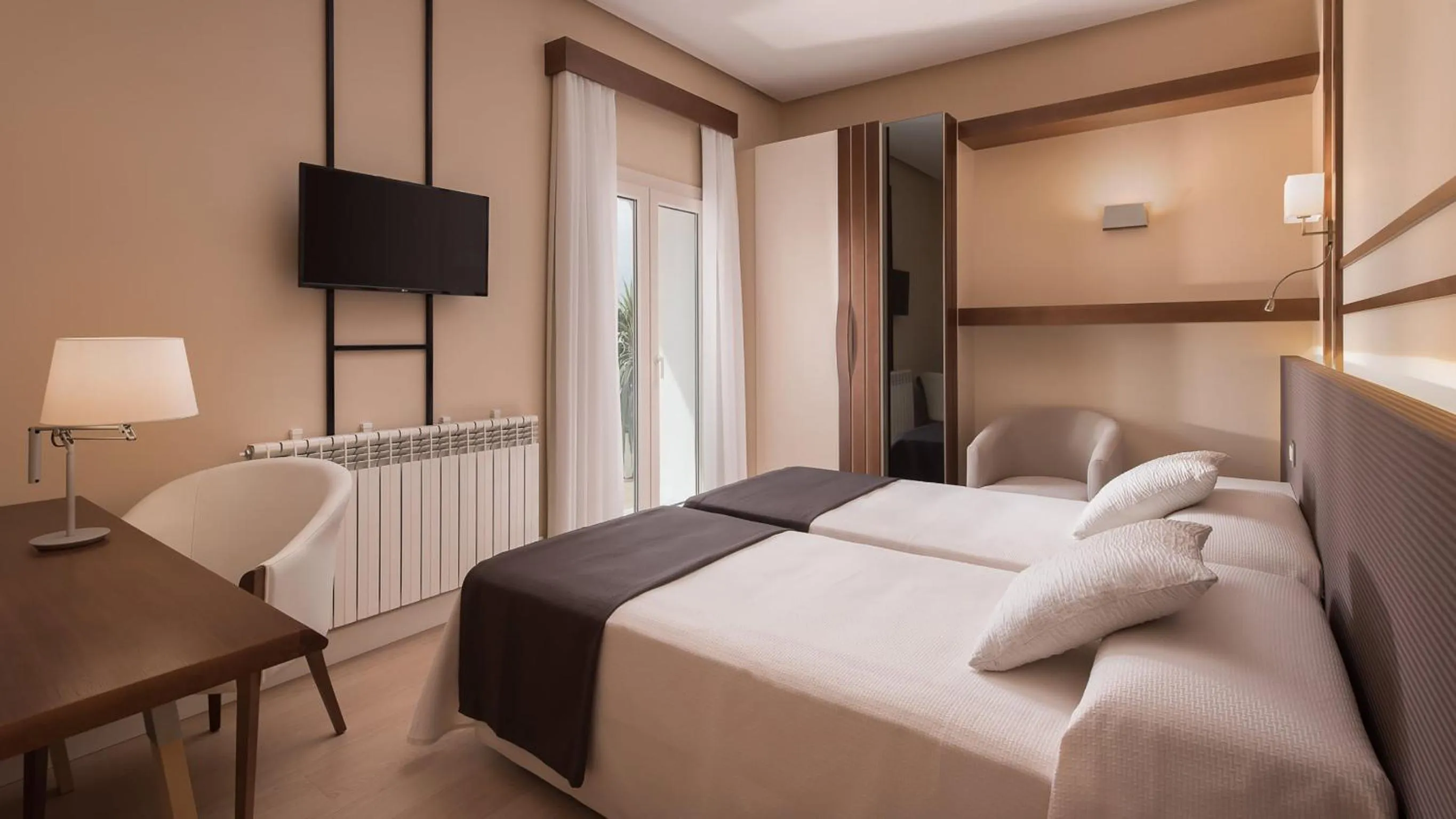 Bed in Quinta Real Granada