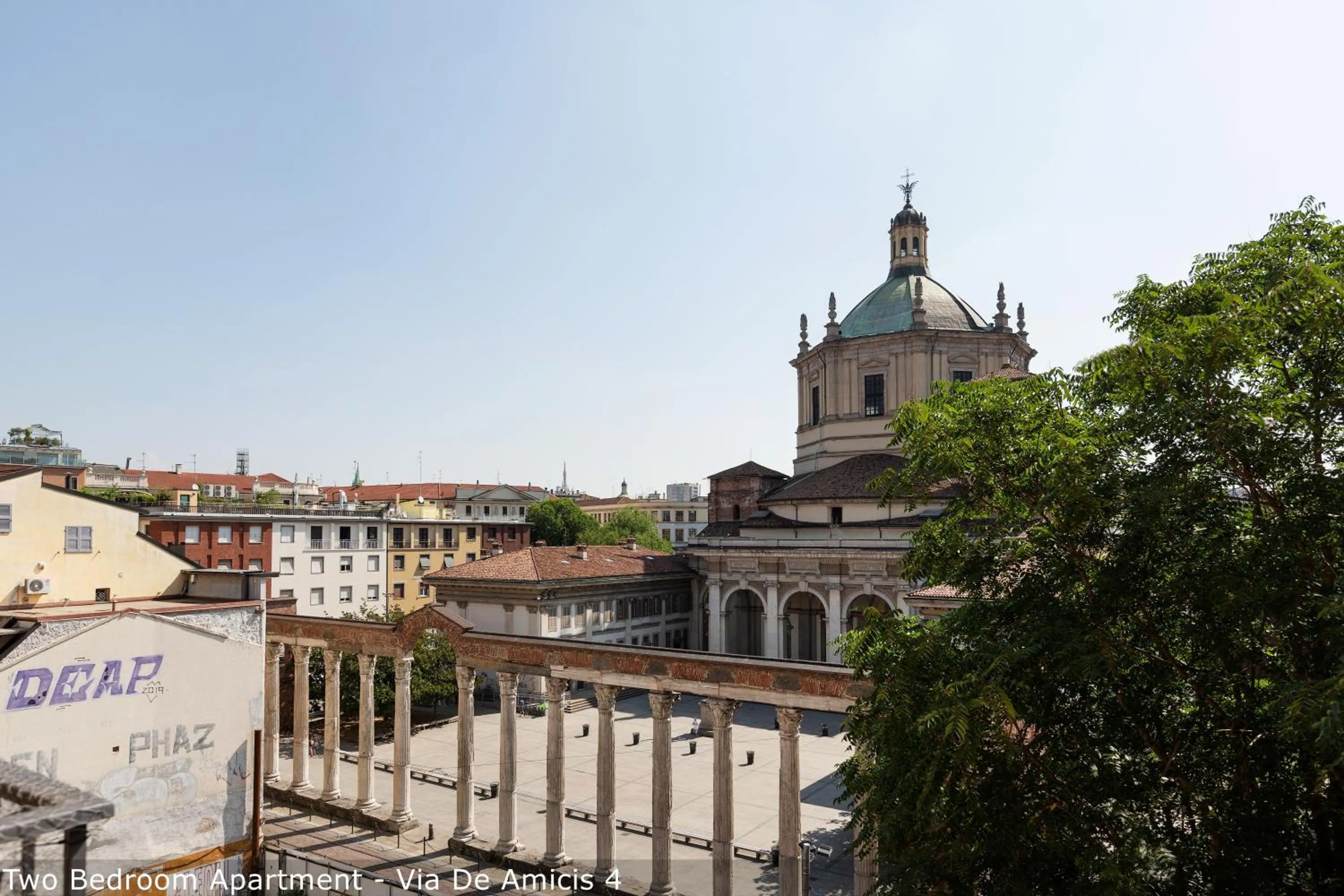 Property building in Brera Apartments in Porta Ticinese