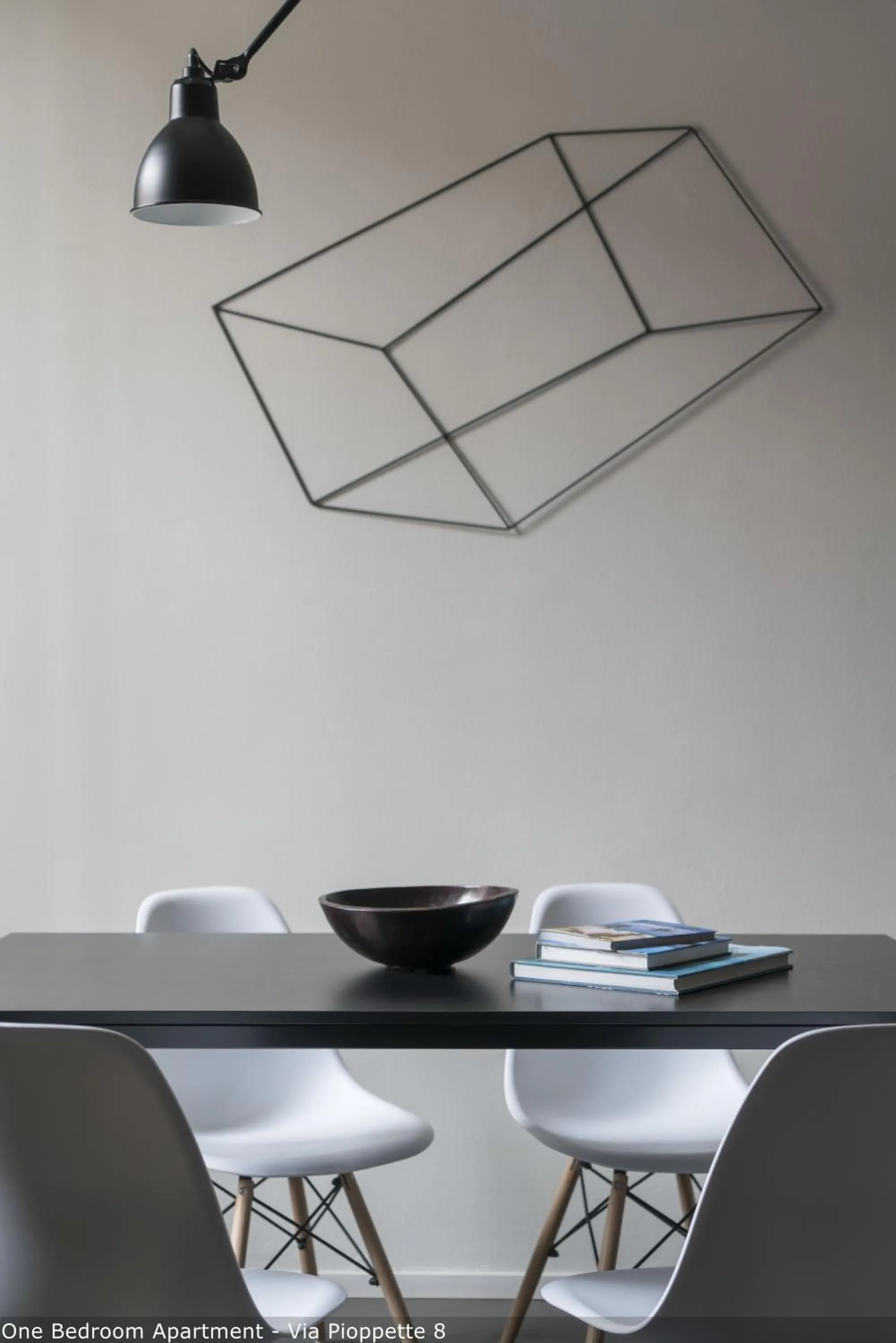 Dining area in Brera Apartments in Porta Ticinese