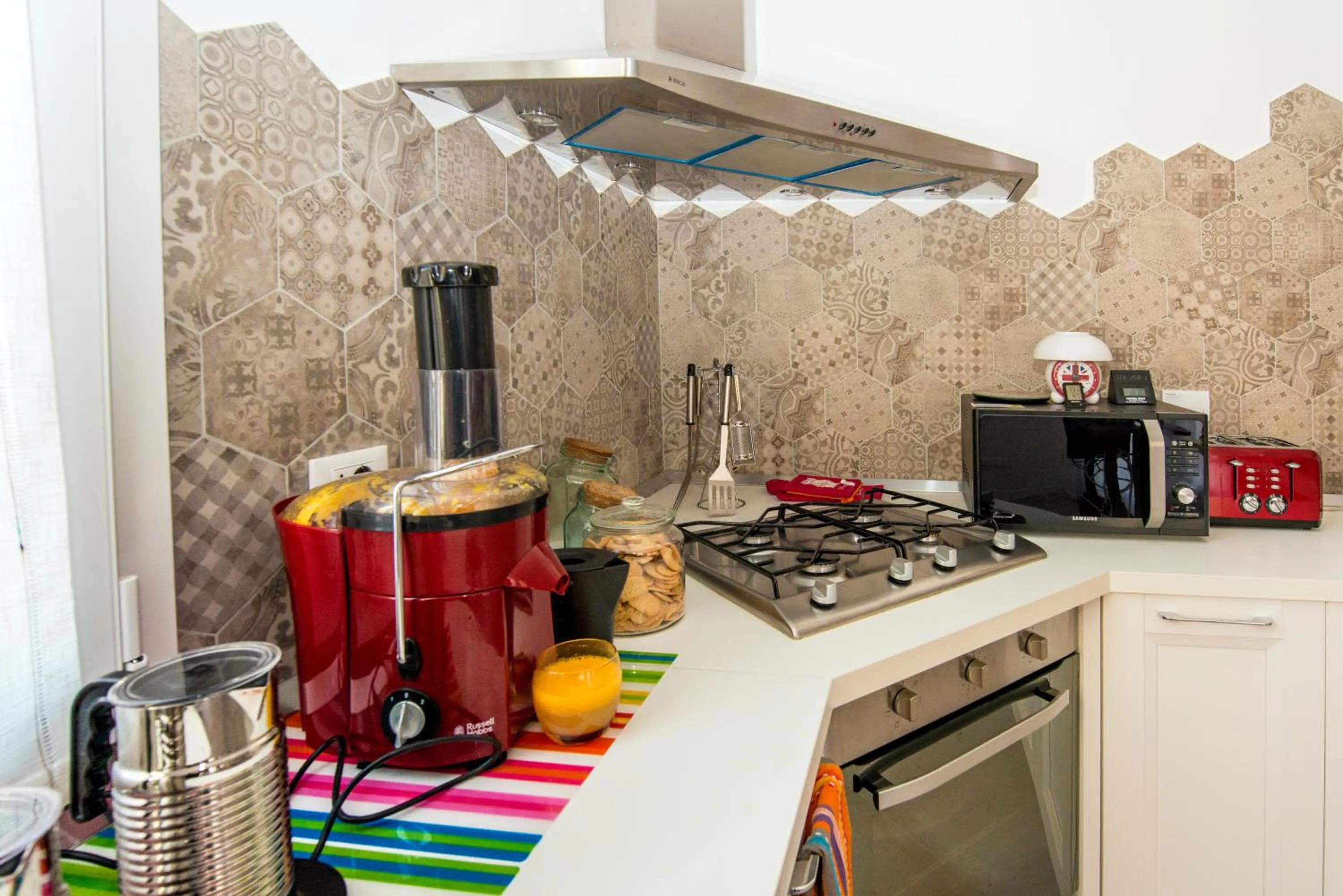 Kitchen or kitchenette in Ramo Rosso di Paolo Natalini