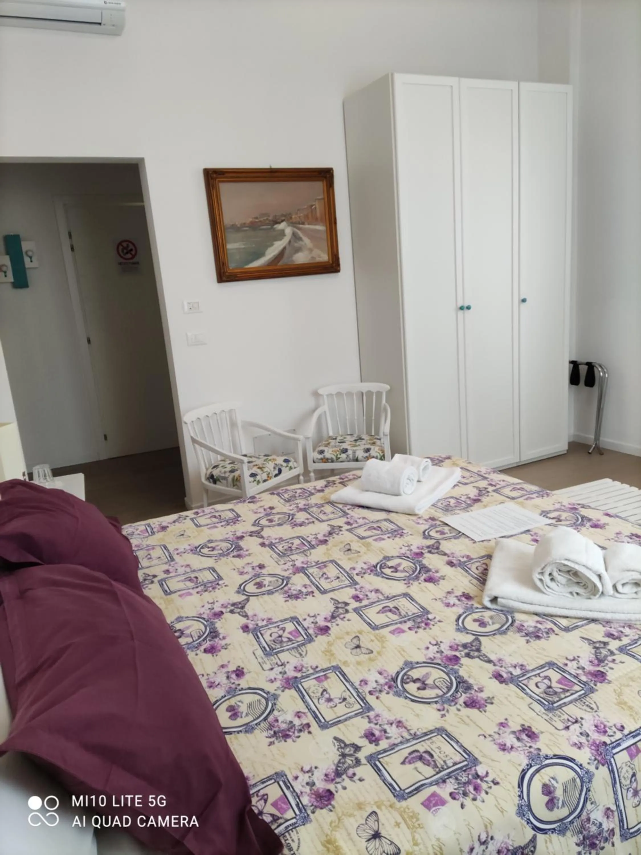 Bed in Ramo Rosso di Paolo Natalini