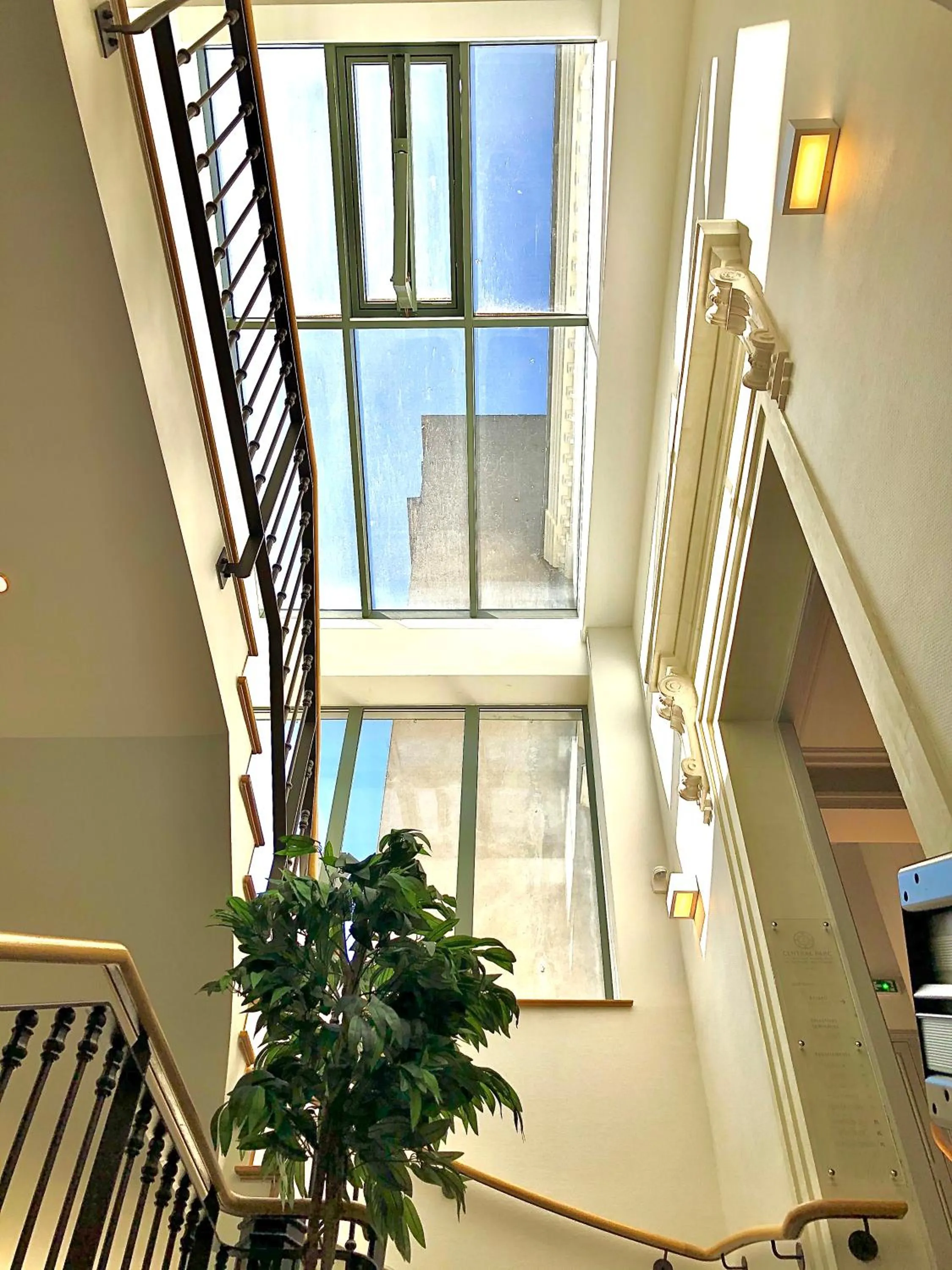 Lobby or reception in Résidence de Tourisme Central Parc Tours