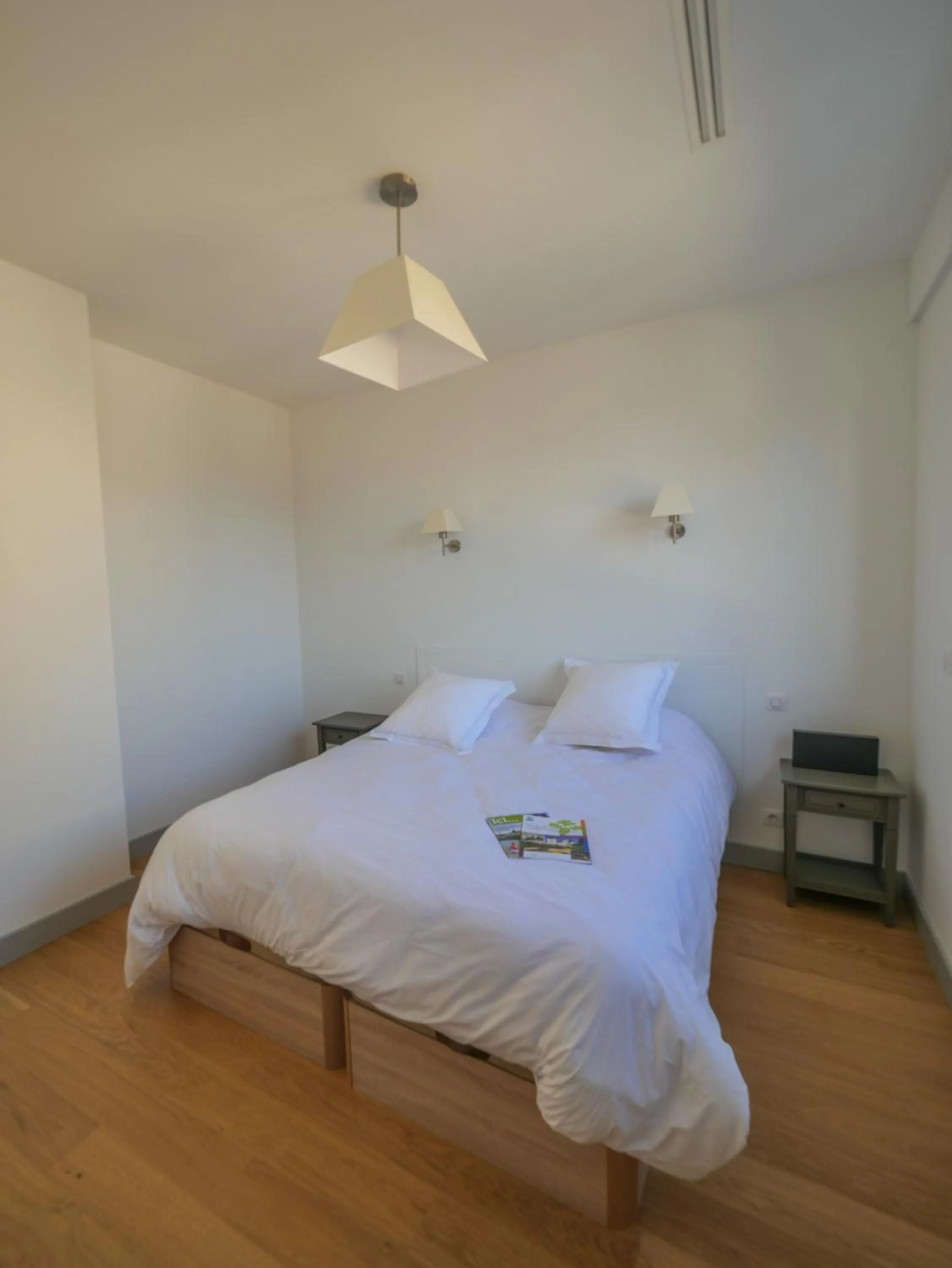 Bed in Résidence de Tourisme Central Parc Tours