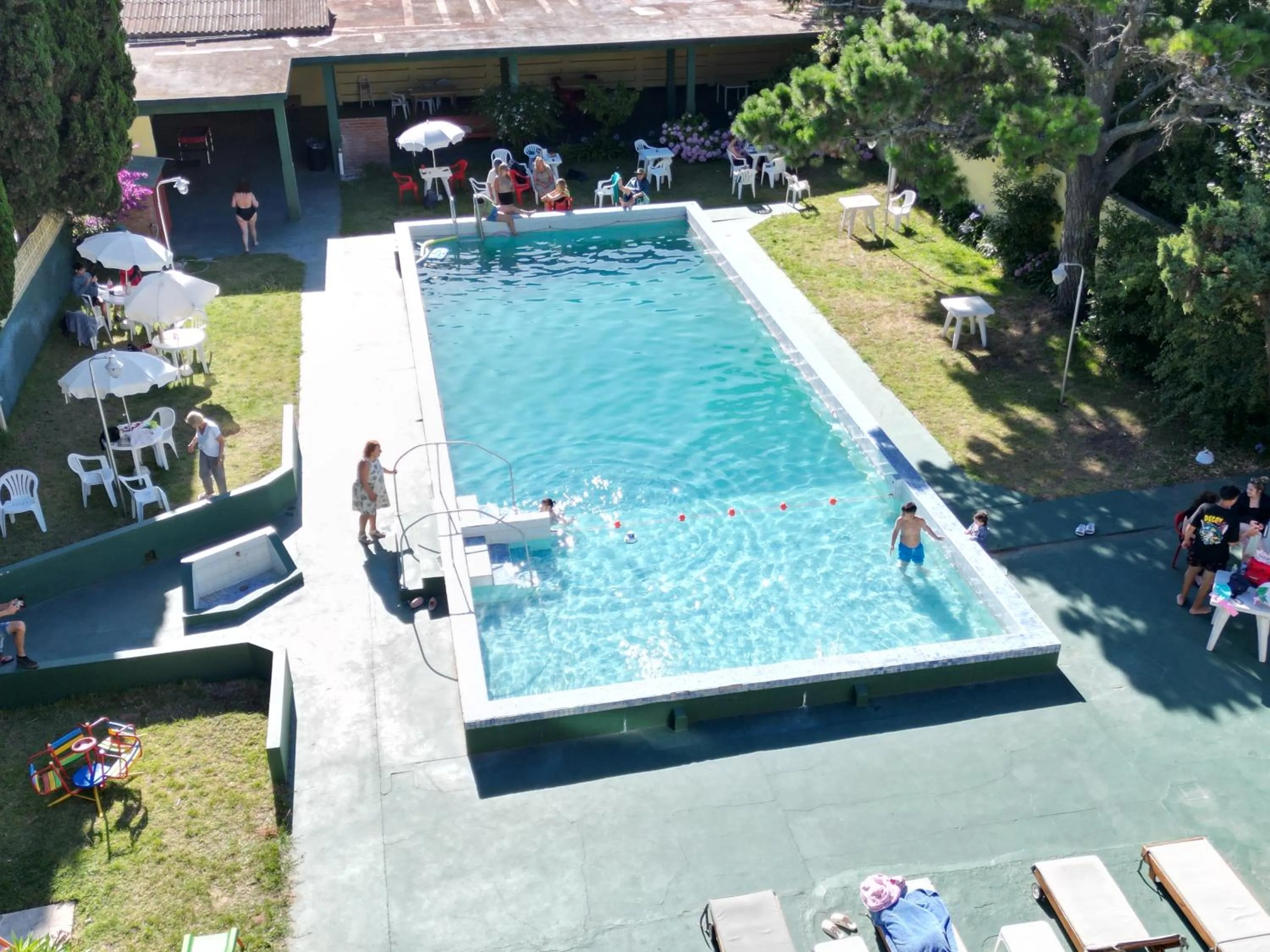 Swimming pool in Hotel Amancay