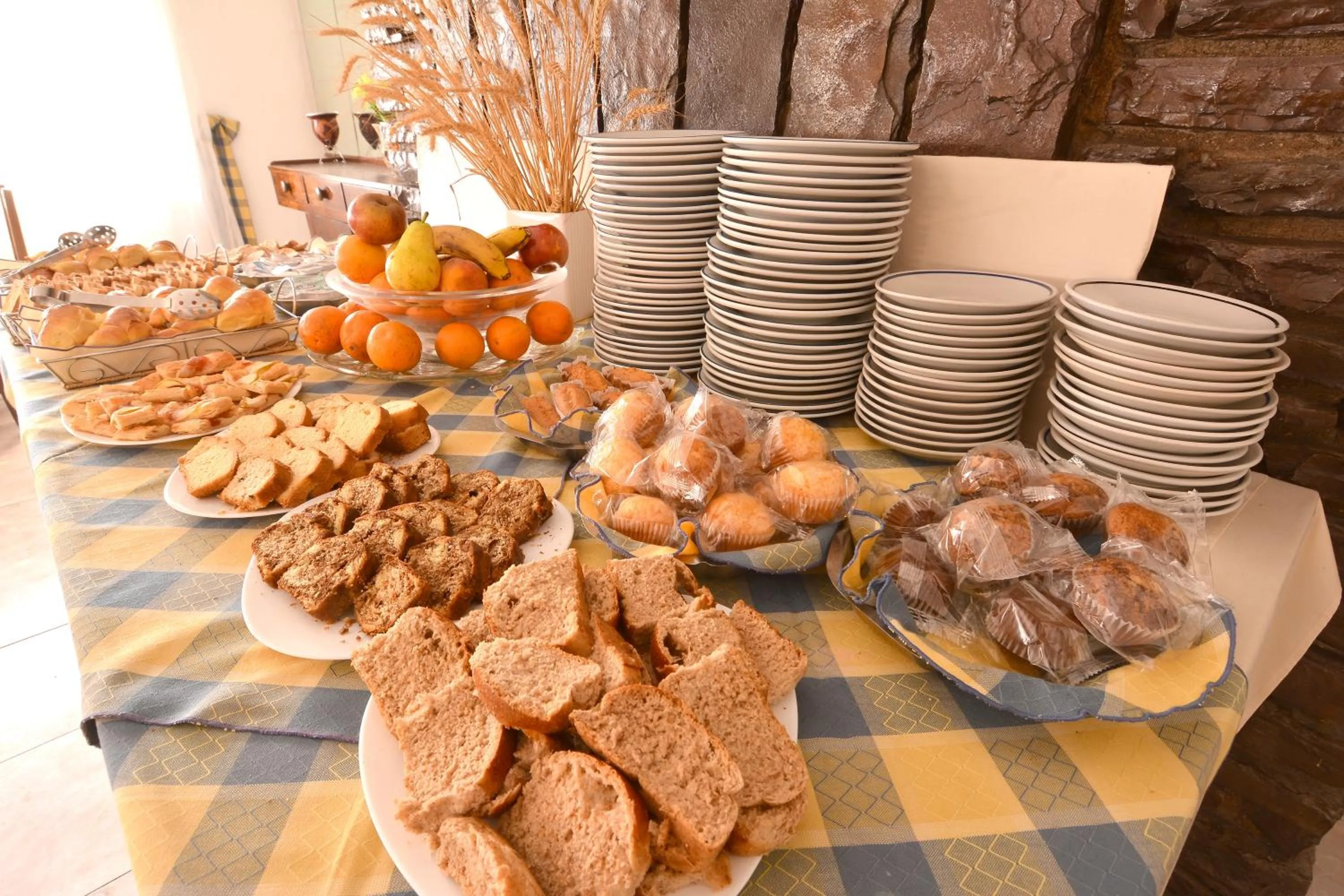 Continental breakfast in Hotel Amancay