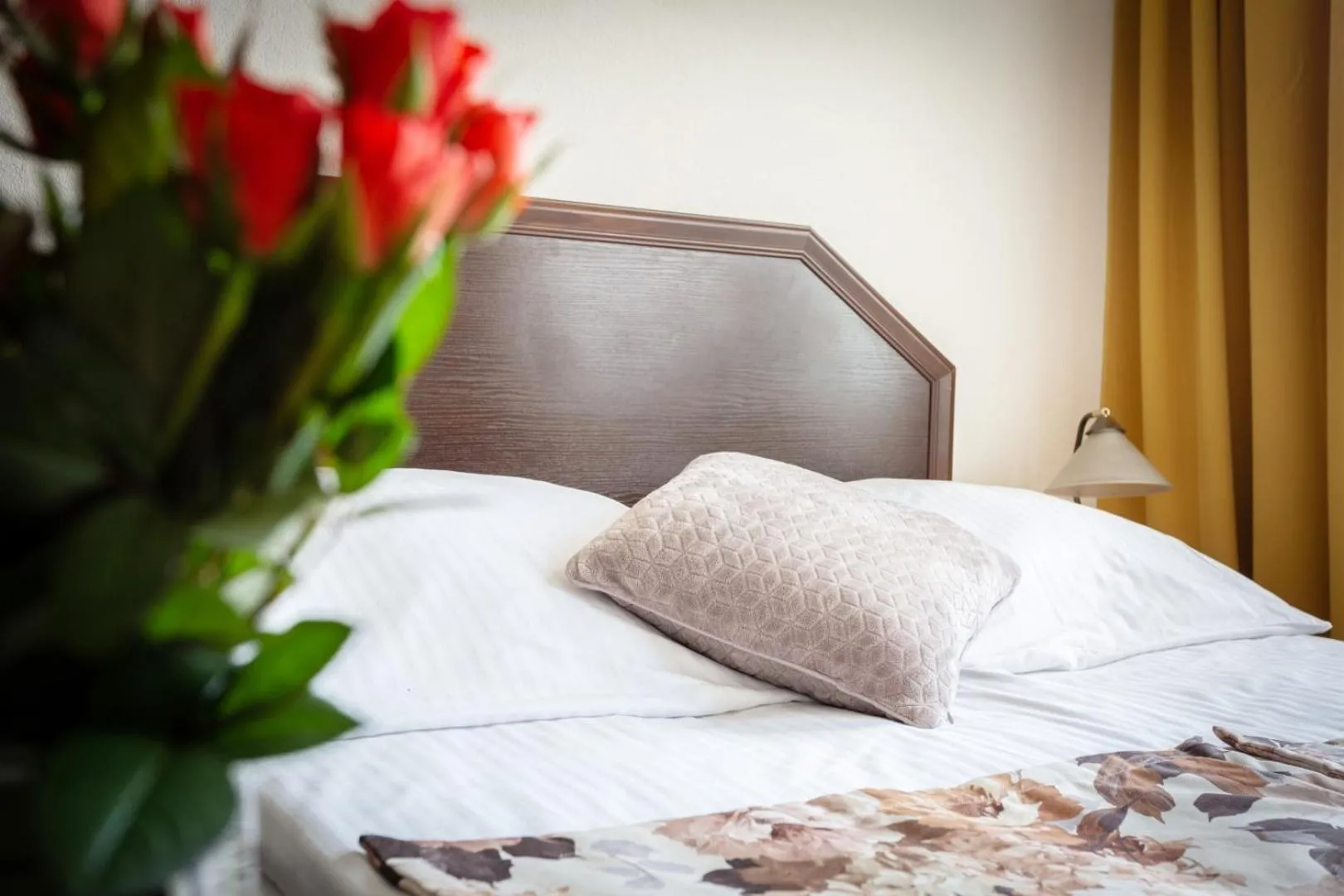 Bed in Salis Resort