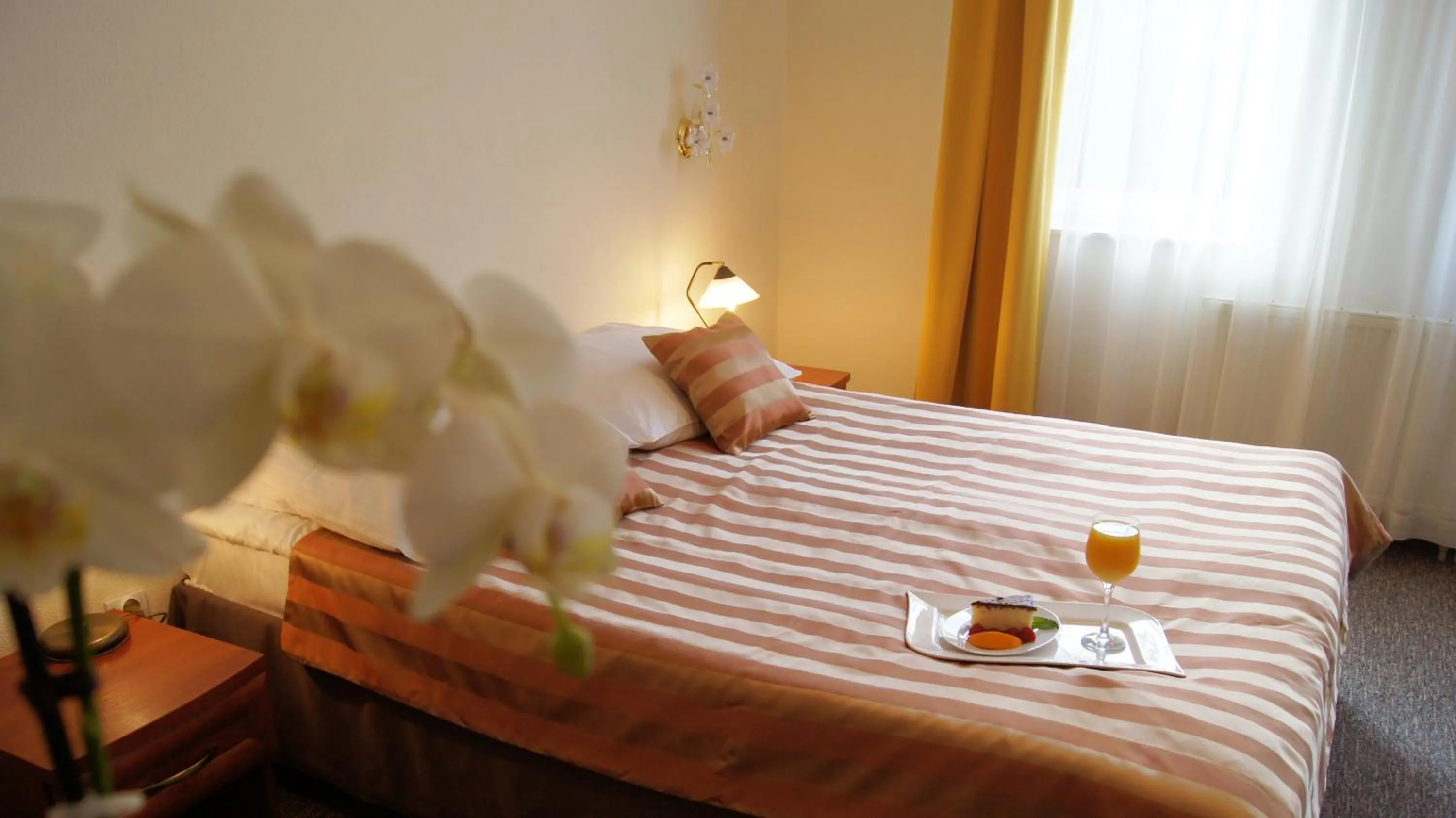 Bed in Salis Resort