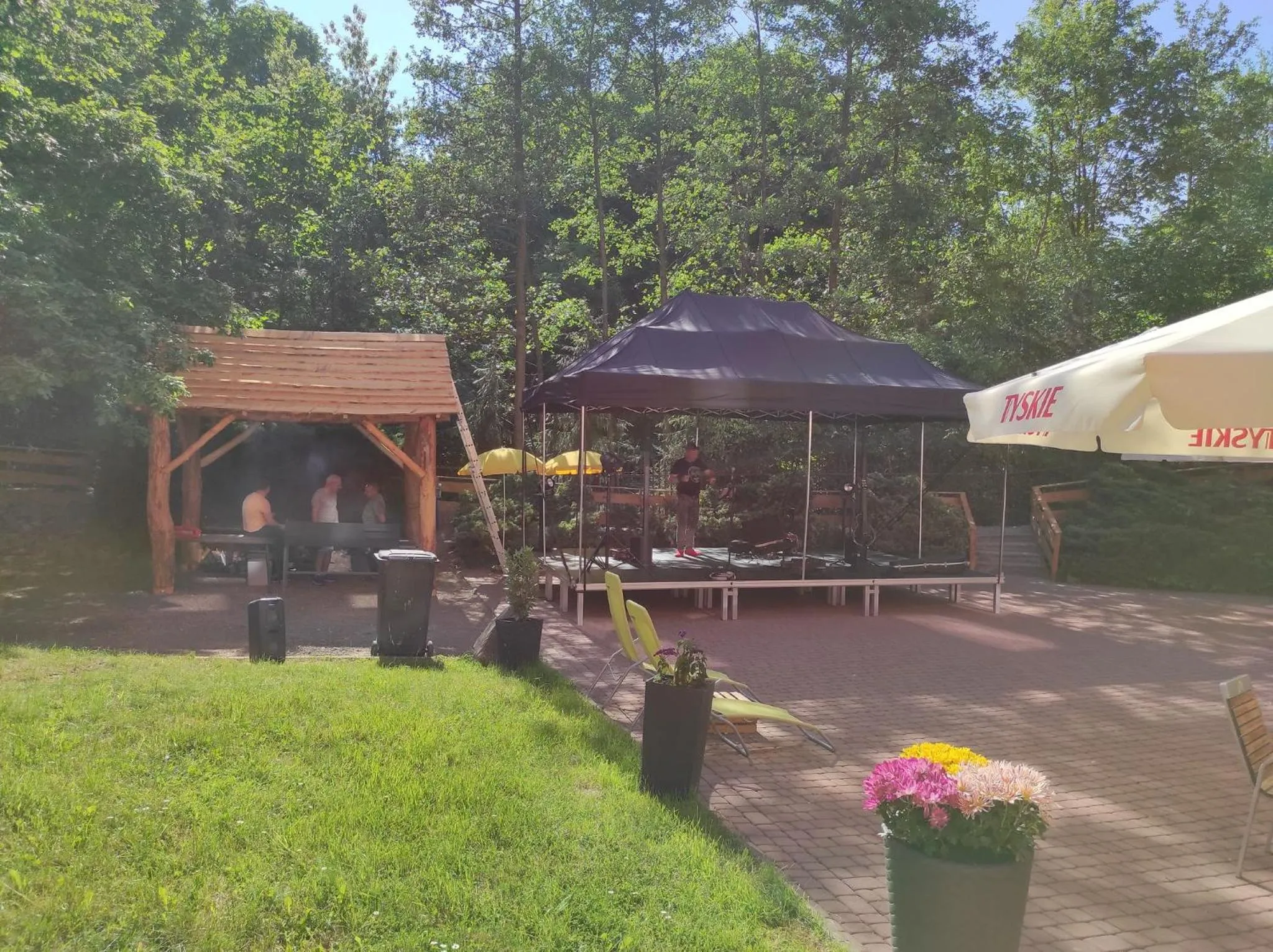 Restaurant/places to eat in Salis Resort