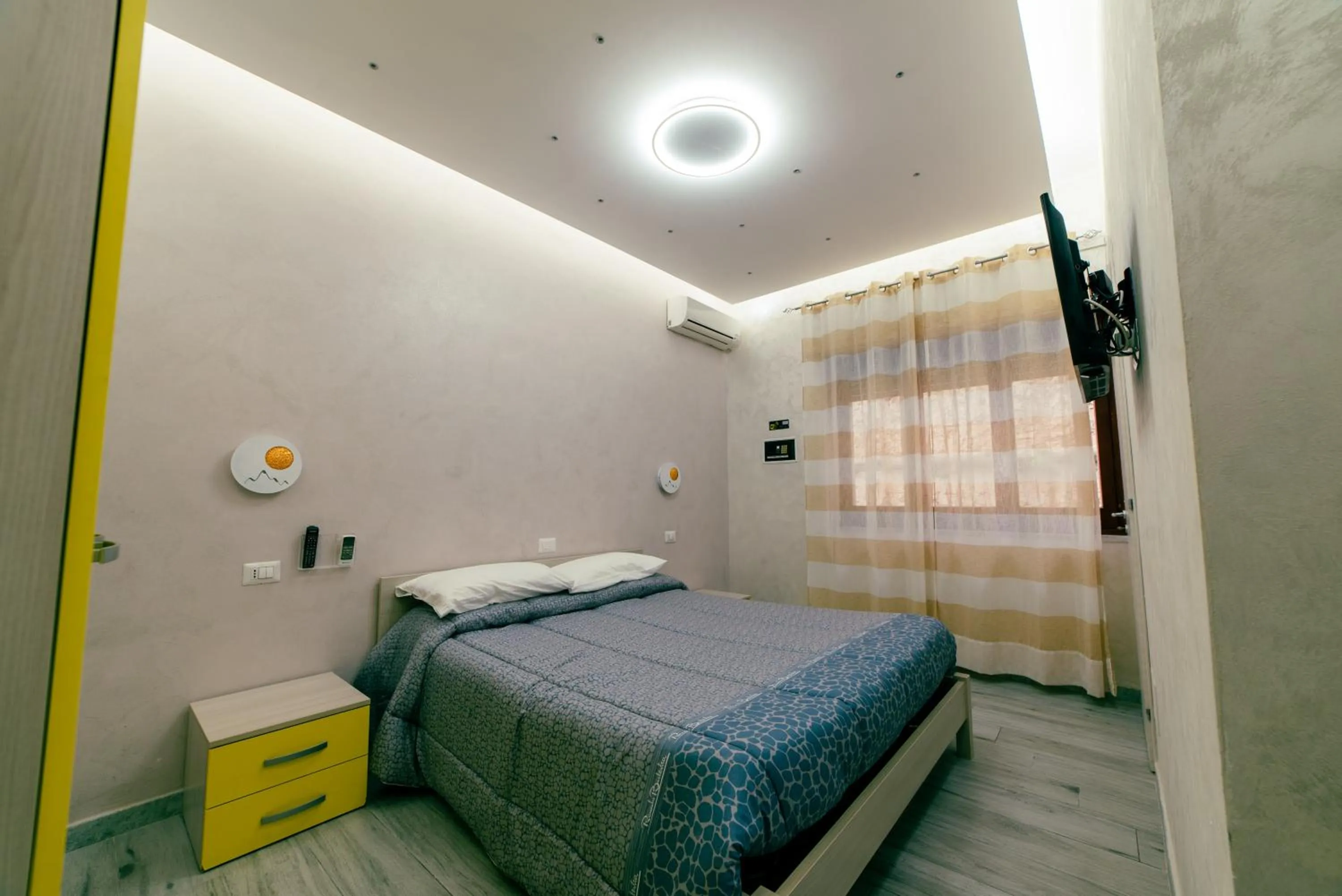 Bedroom, Bed in B&B La Colonna