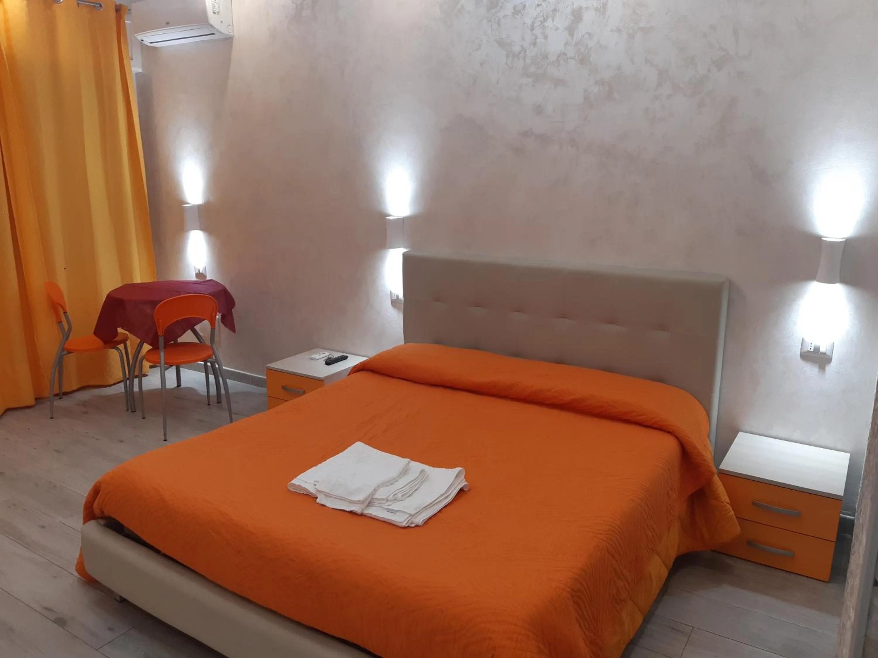 Photo of the whole room, Bed in B&B La Colonna