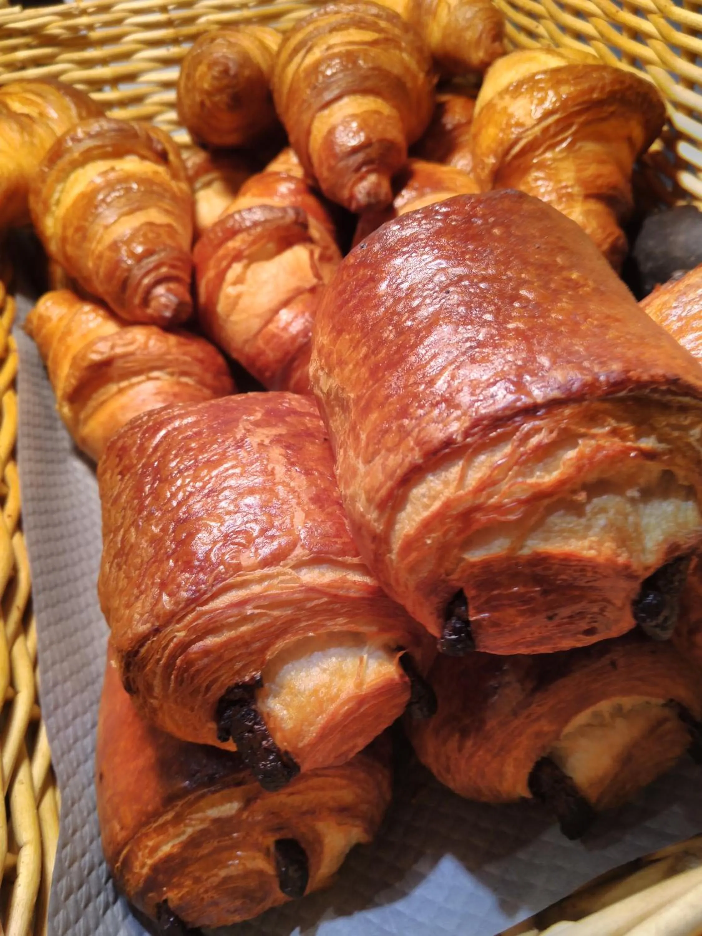 Buffet breakfast in Initial by Balladins Lyon Villefranche-sur-Saône