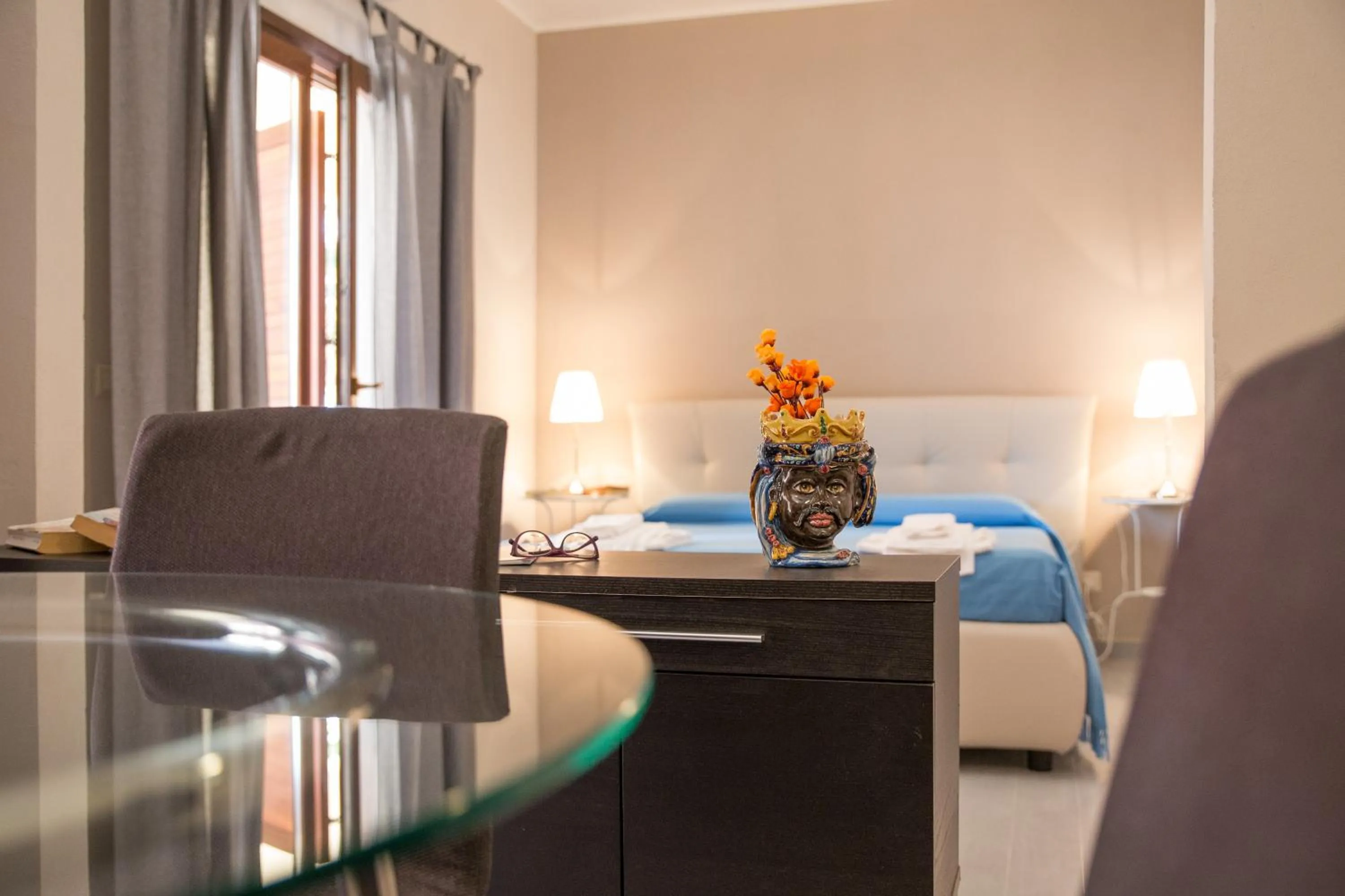 Photo of the whole room, Bed in Marina di Cala del Sole