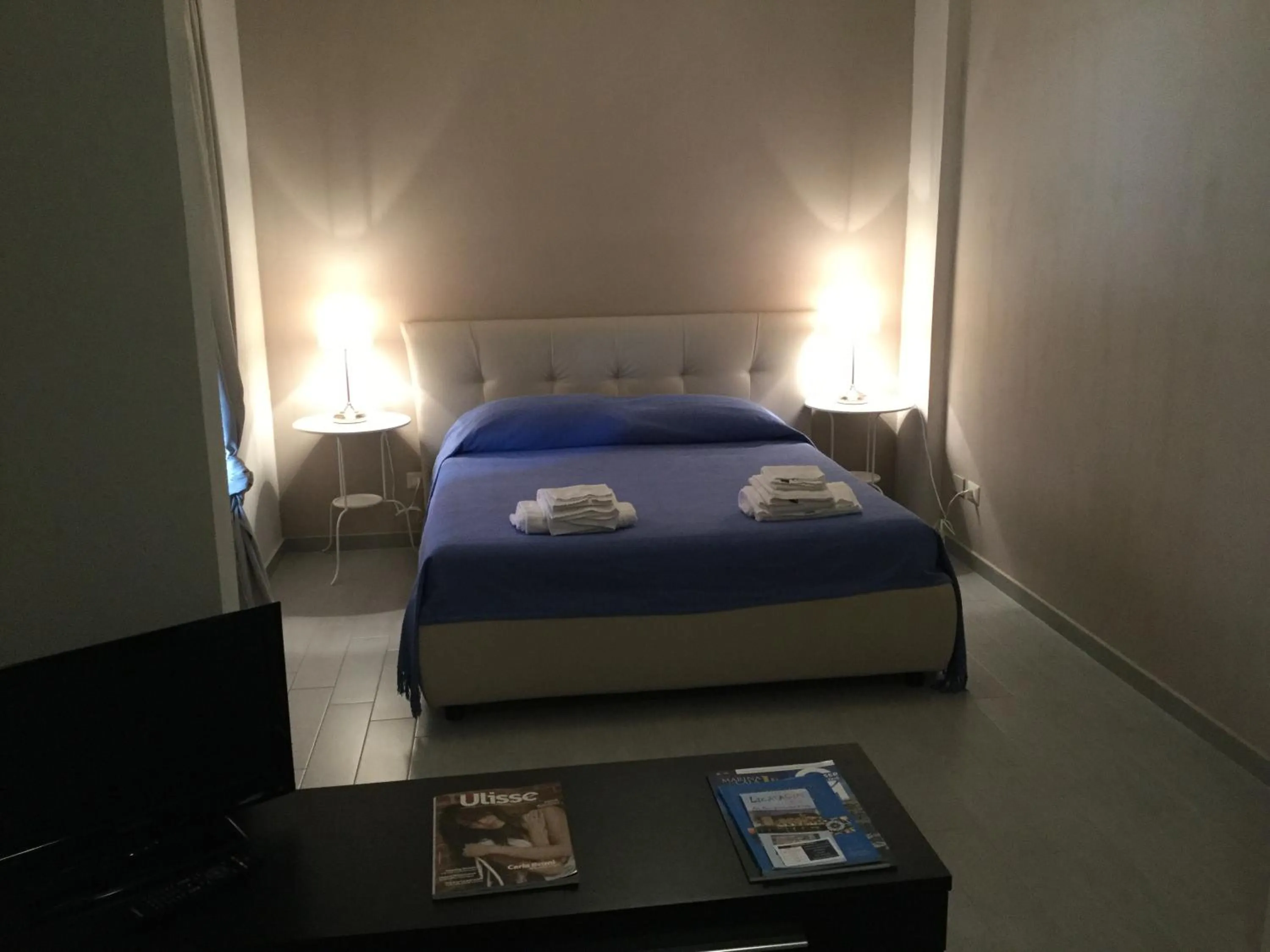 Photo of the whole room, Bed in Marina di Cala del Sole