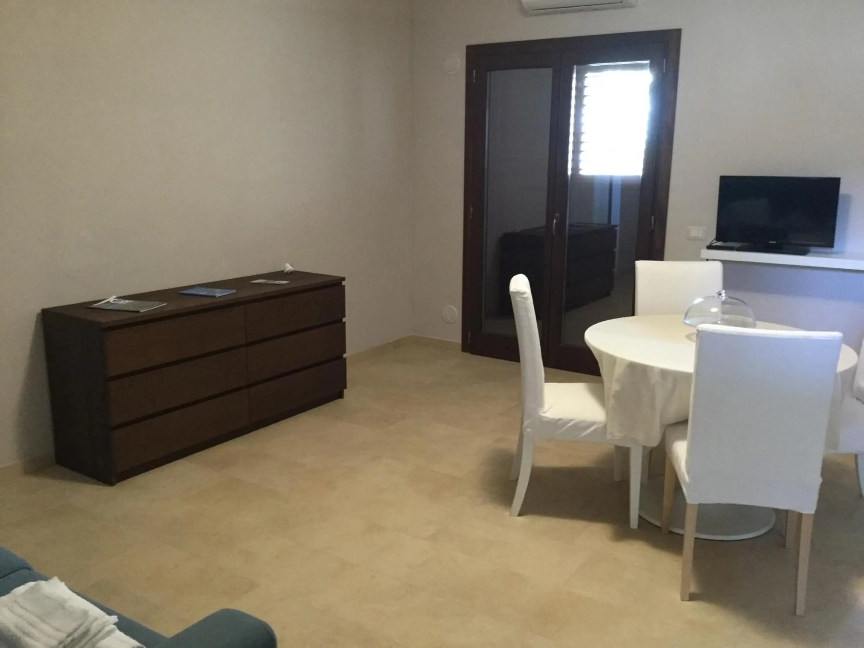 Photo of the whole room in Marina di Cala del Sole