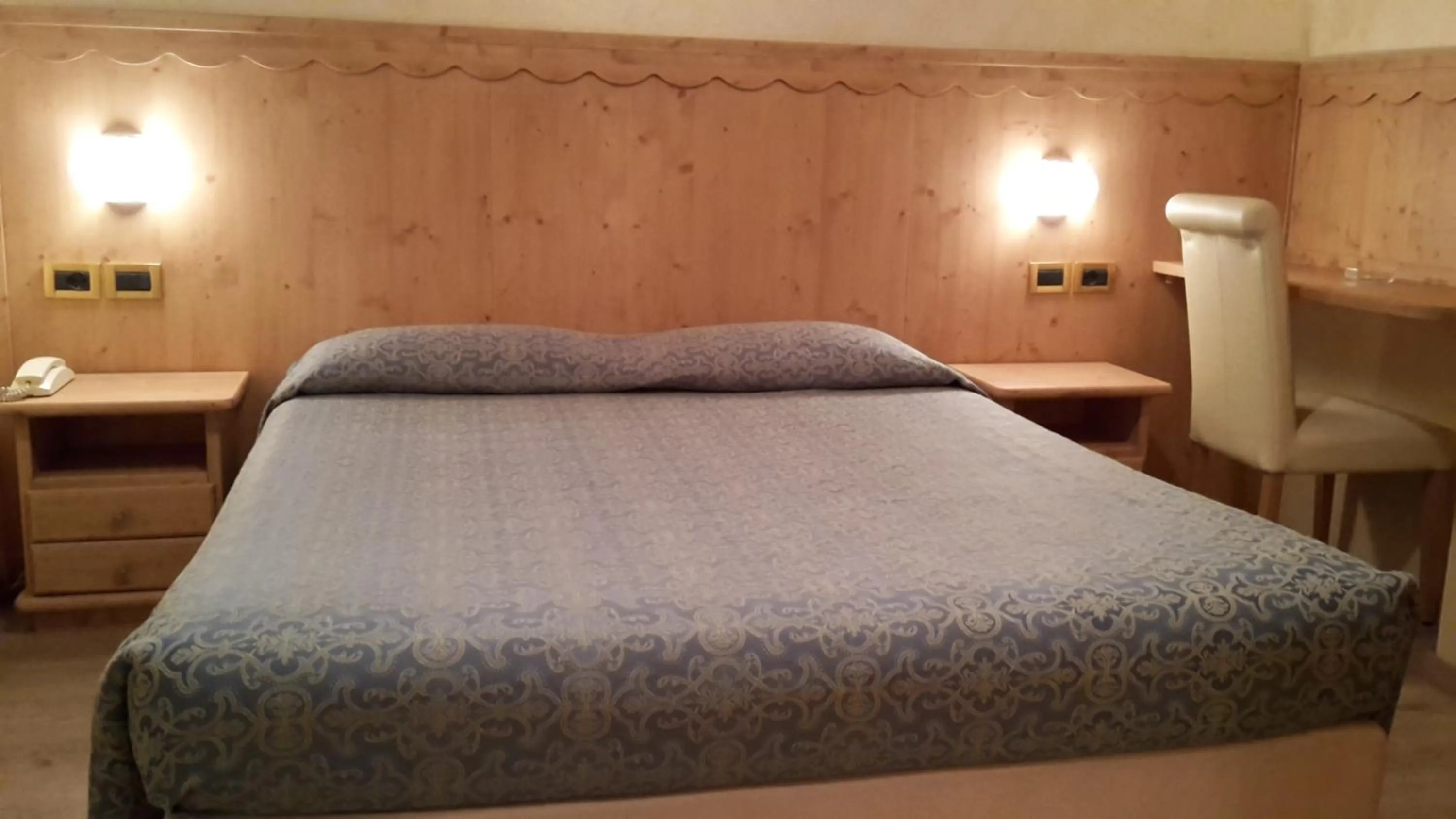 Bedroom in Hotel Mignon