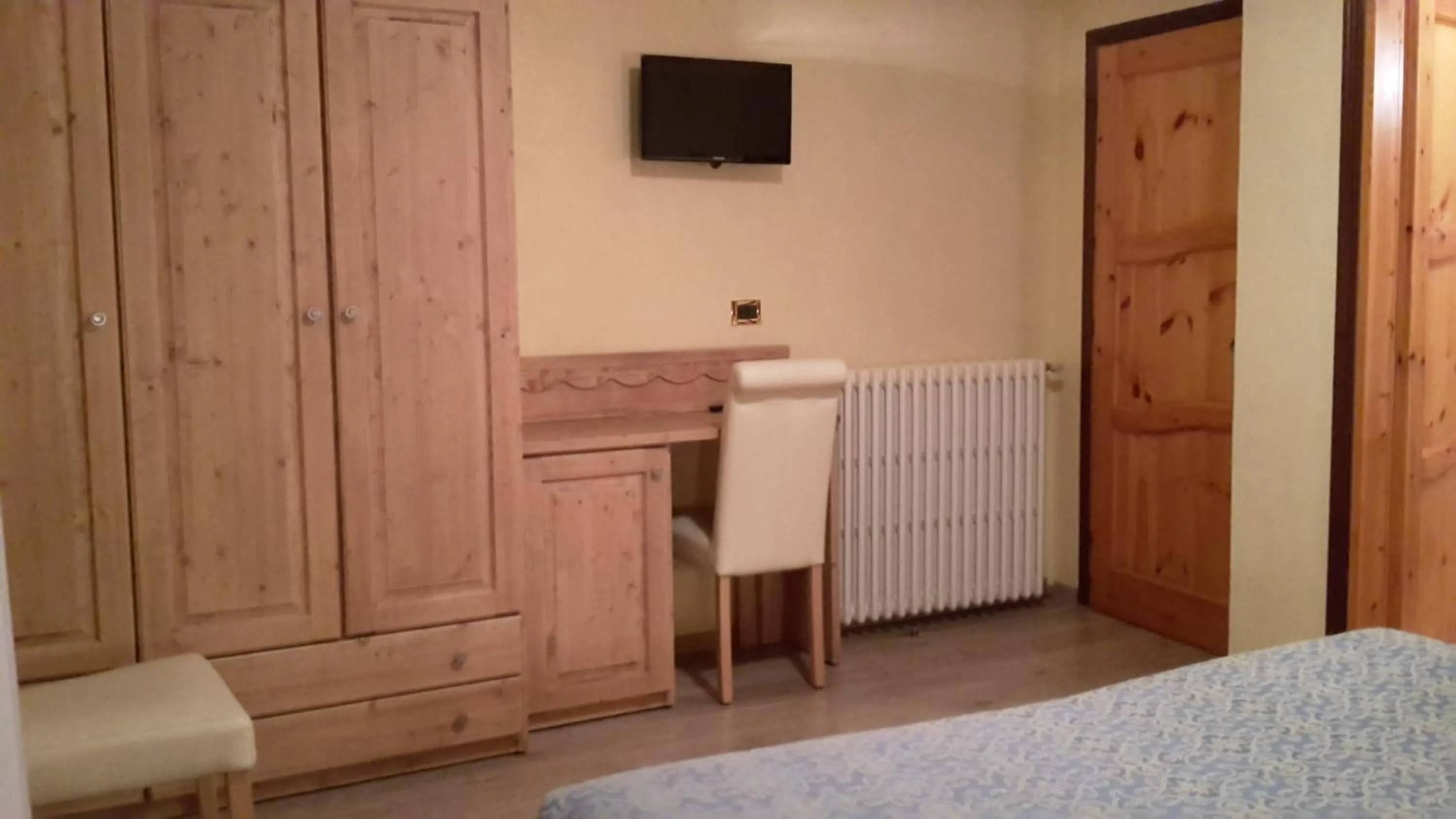 Bedroom in Hotel Mignon