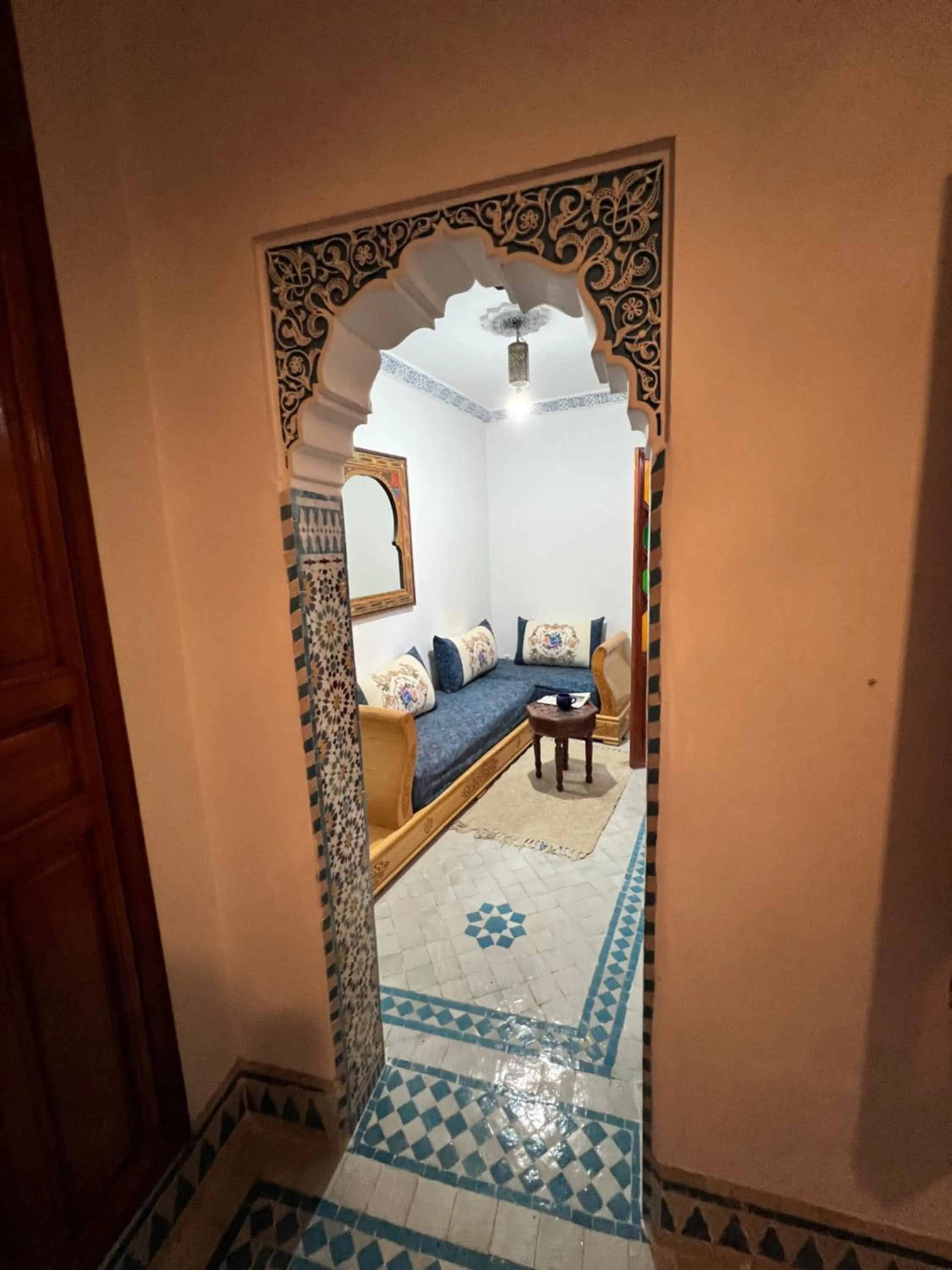 Bed in Fès Riad Scalia Traditional Guesthouse Morocco