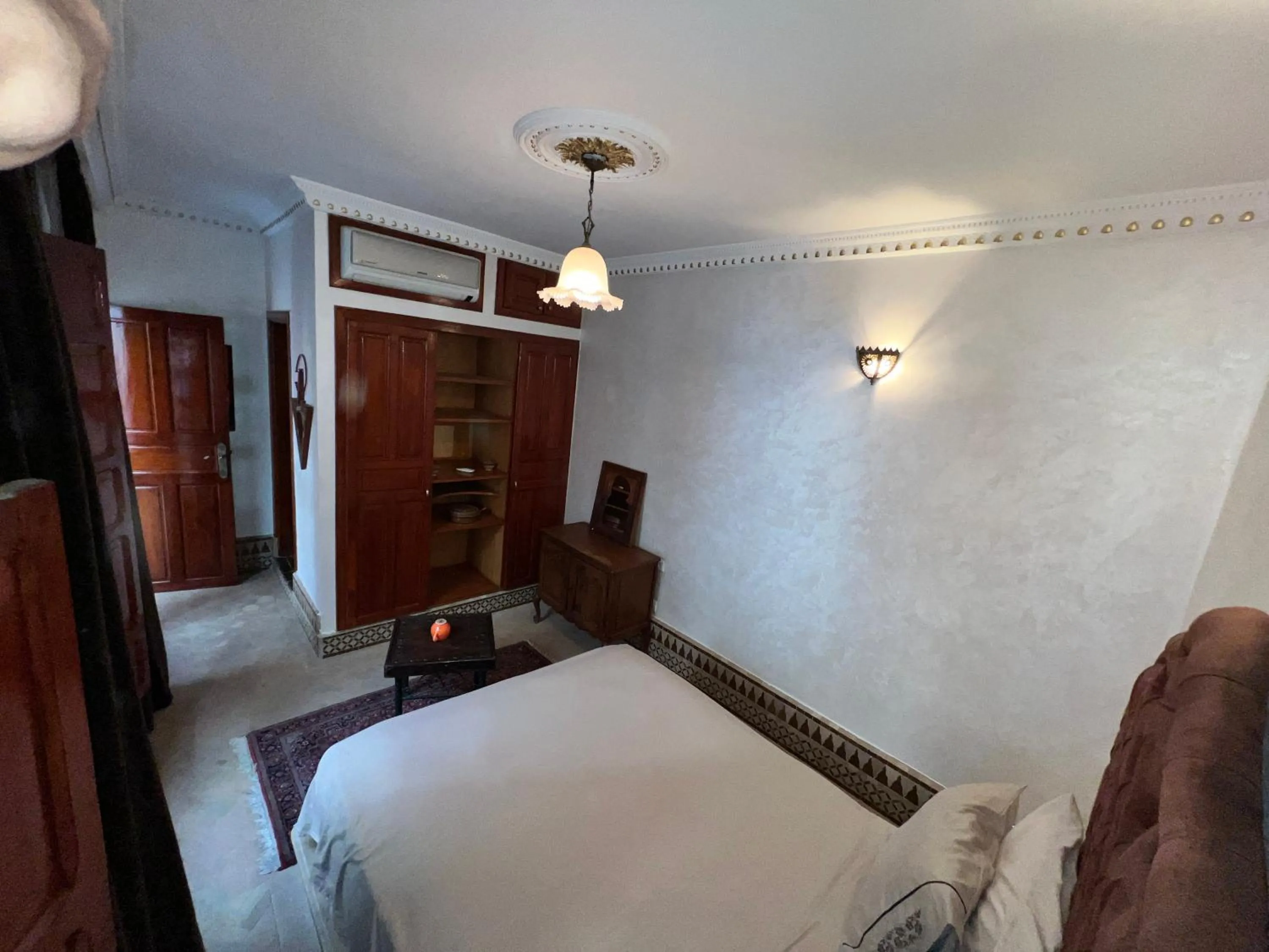 Bed in Fès Riad Scalia Traditional Guesthouse Morocco