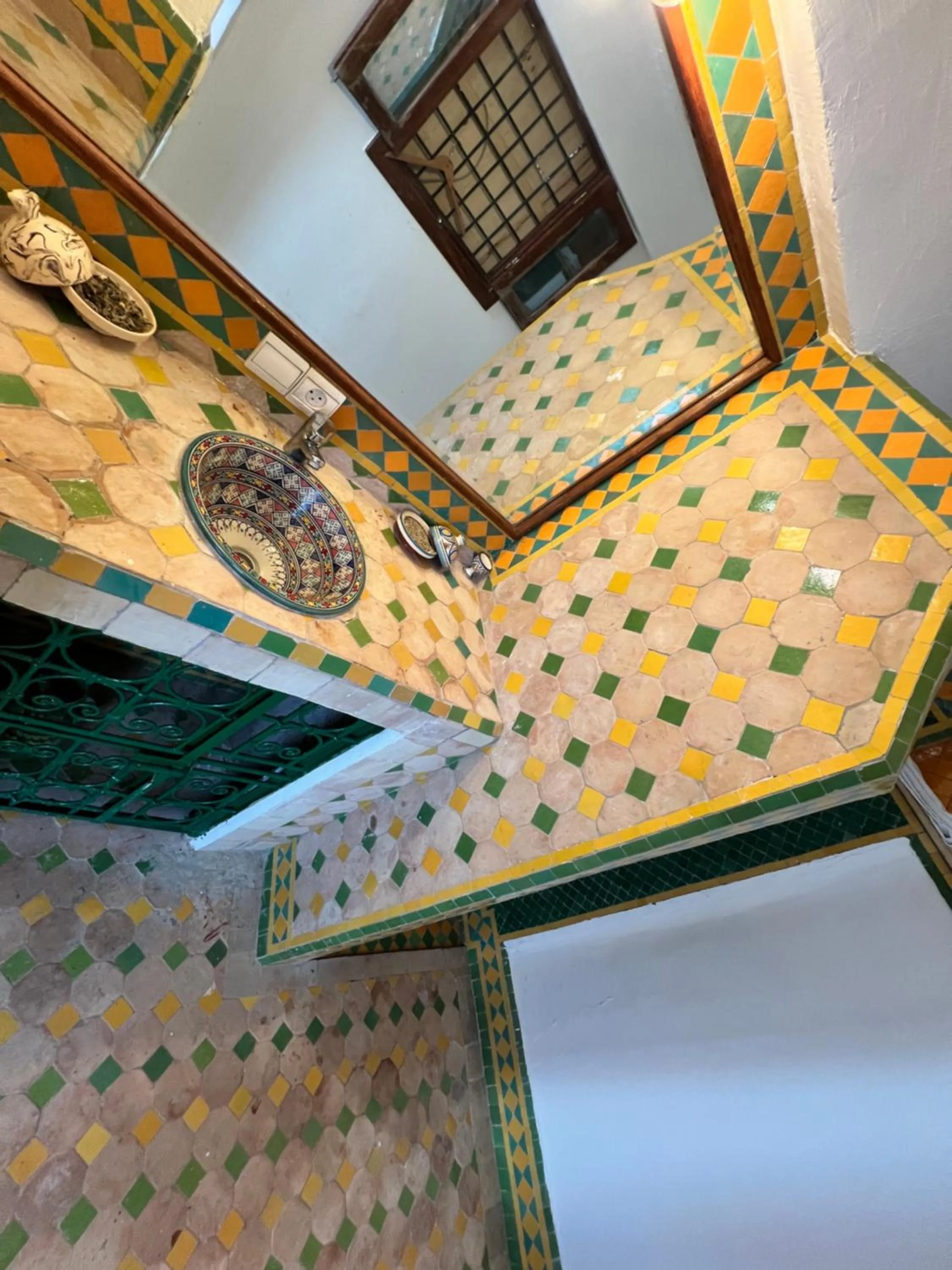 Bed in Fès Riad Scalia Traditional Guesthouse Morocco