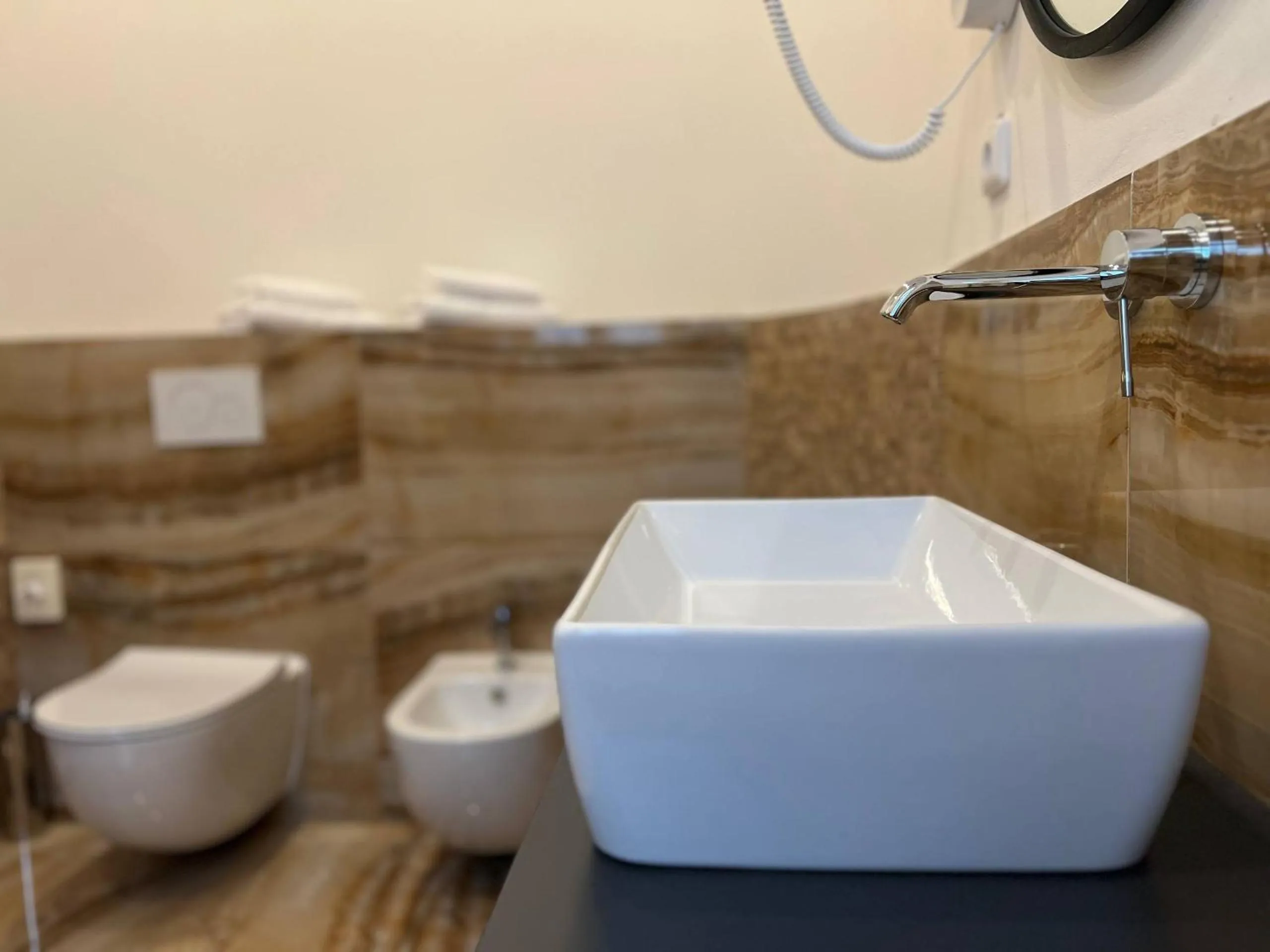 Toilet in Hotel Garden Court